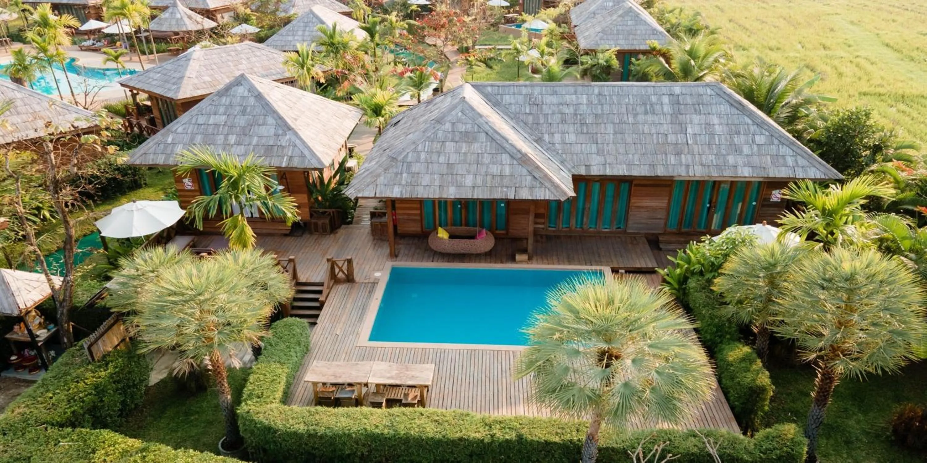 Swimming pool in Tongna Cottage Natural Resort