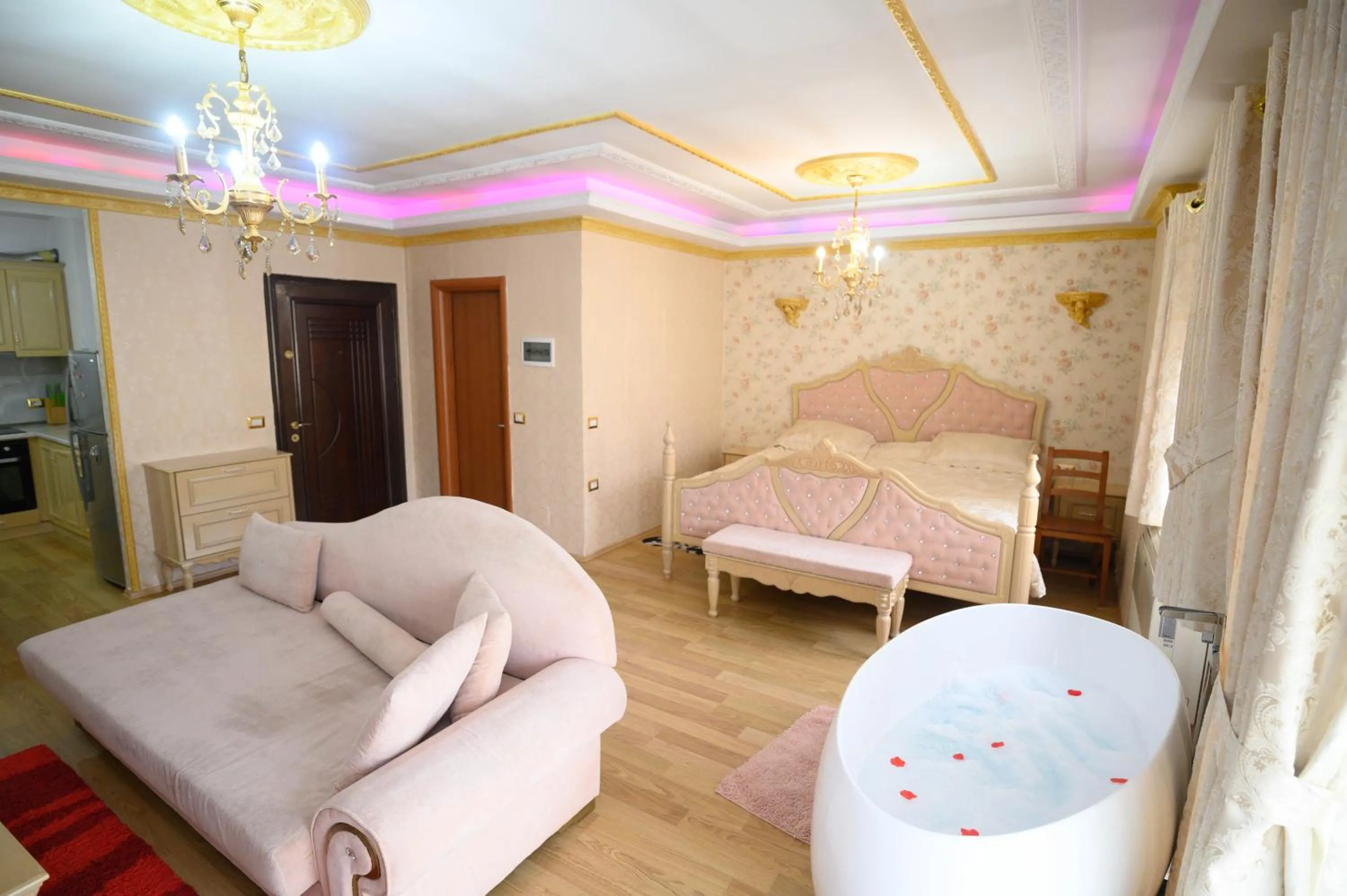 Living room, Bed in Luxurious Apartment Lake View Pogradec