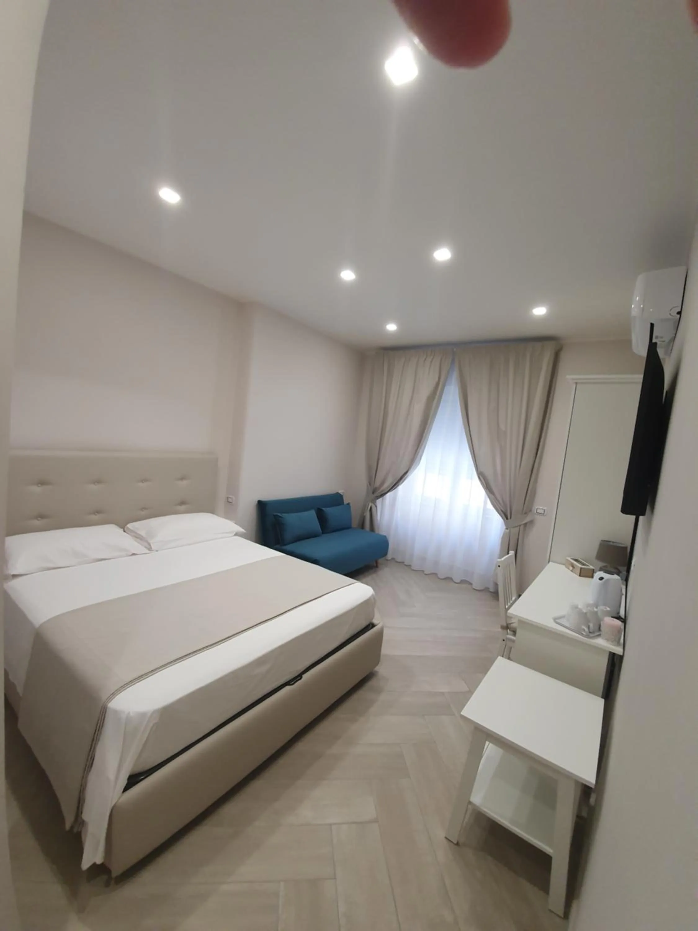 Photo of the whole room, Bed in Dimora Costantino