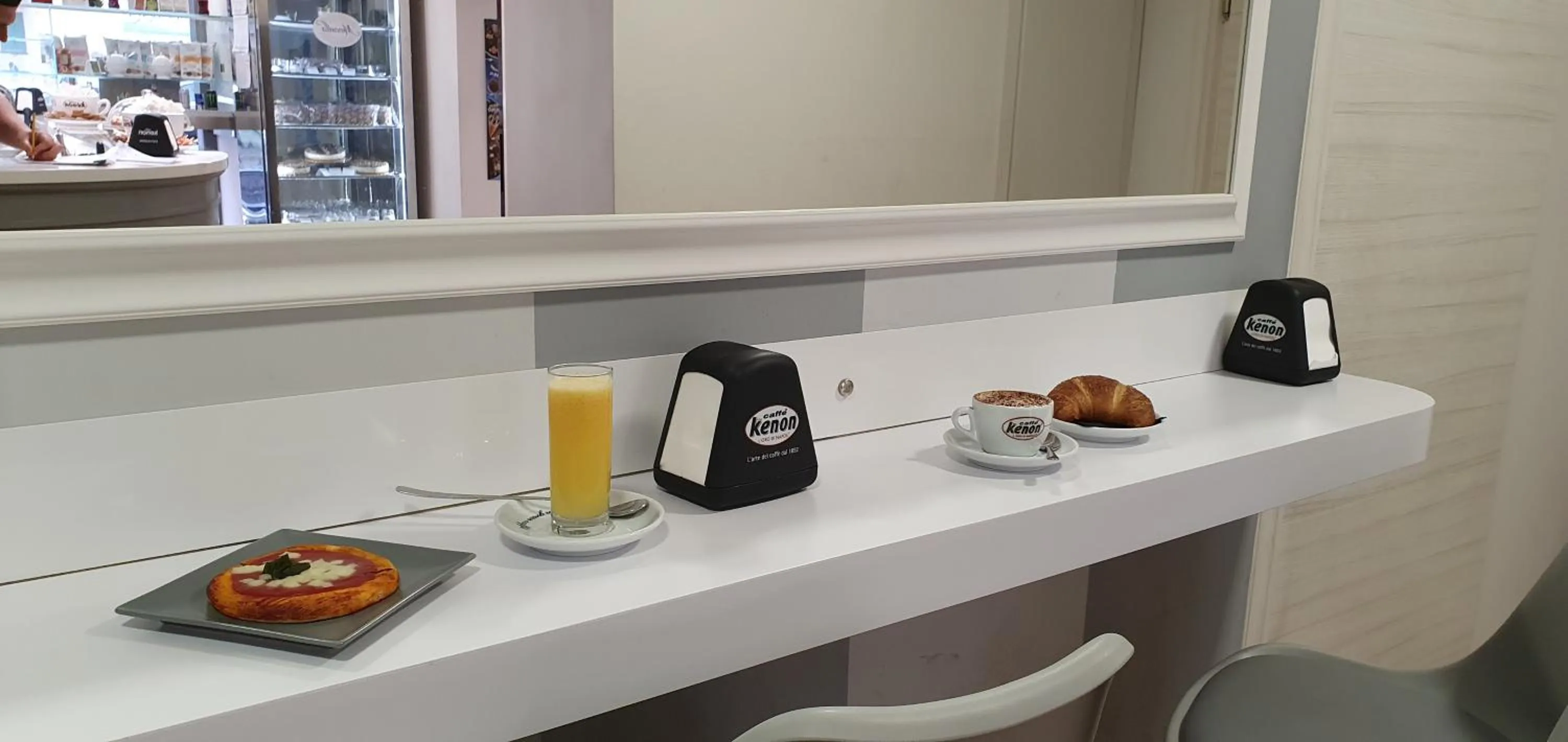 Restaurant/places to eat in Dimora Costantino