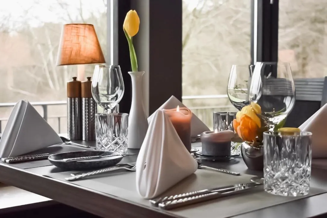 Restaurant/places to eat in Bergmark Hotel