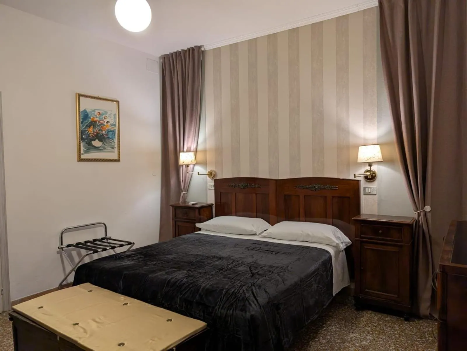Bedroom, Bed in VILLA ANTONIETTA Rooms & Coffee