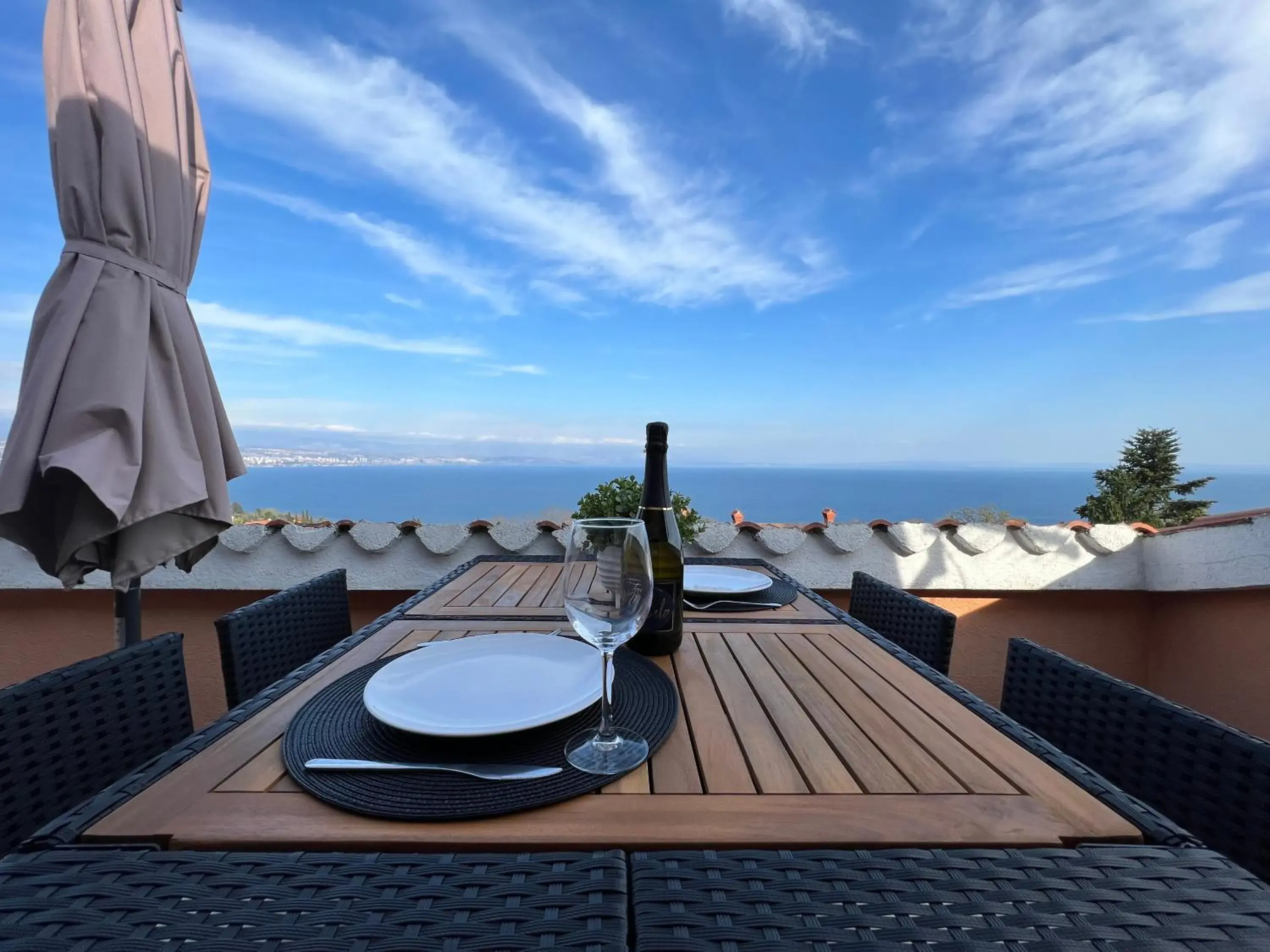 Apartman Maroon - Savršen pogled i miran odmor Apartman Maroon - Savršen pogled i miran odmor