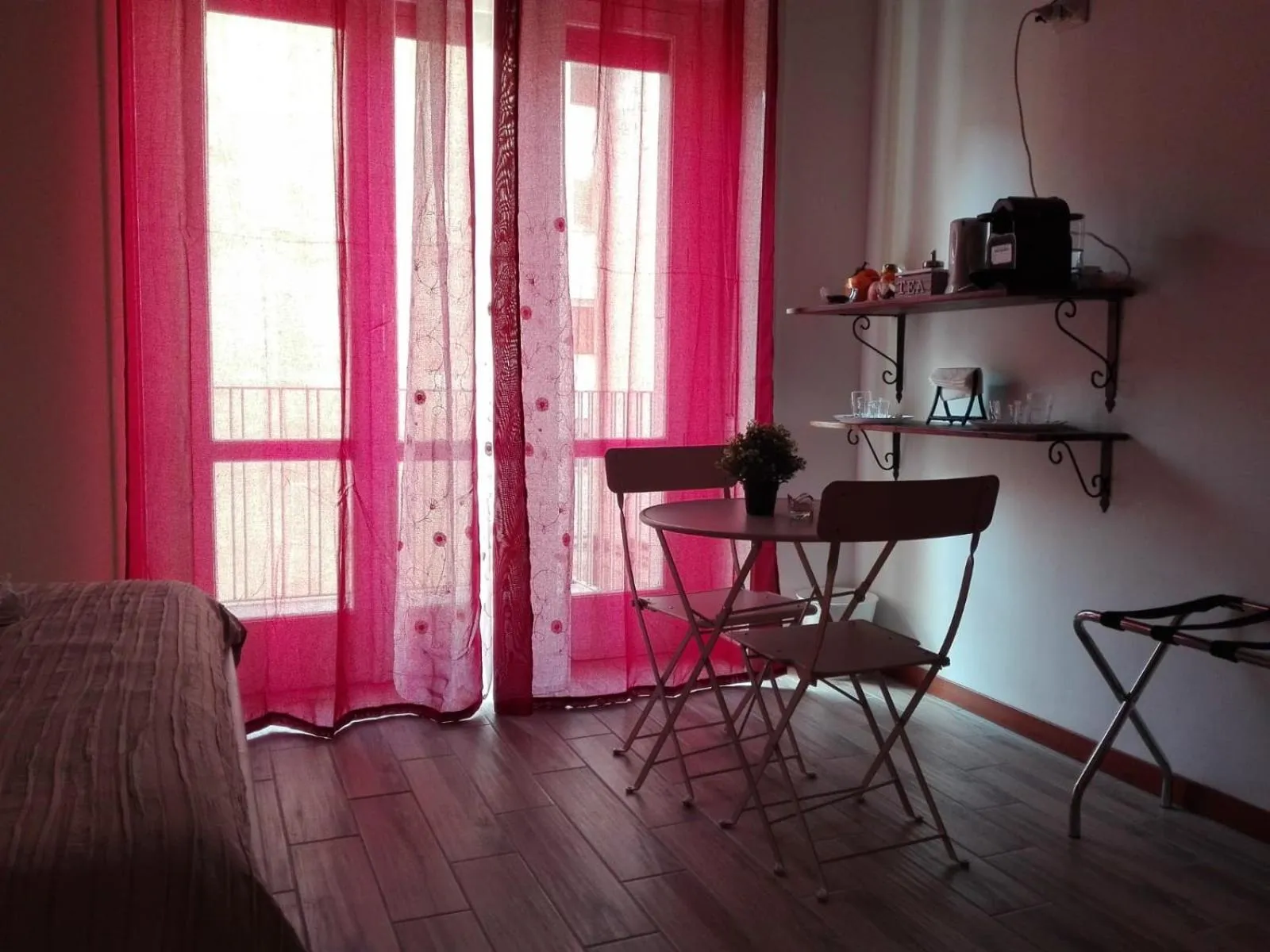 Coffee/tea facilities in Le tre meraviglie a 200 m dal mare