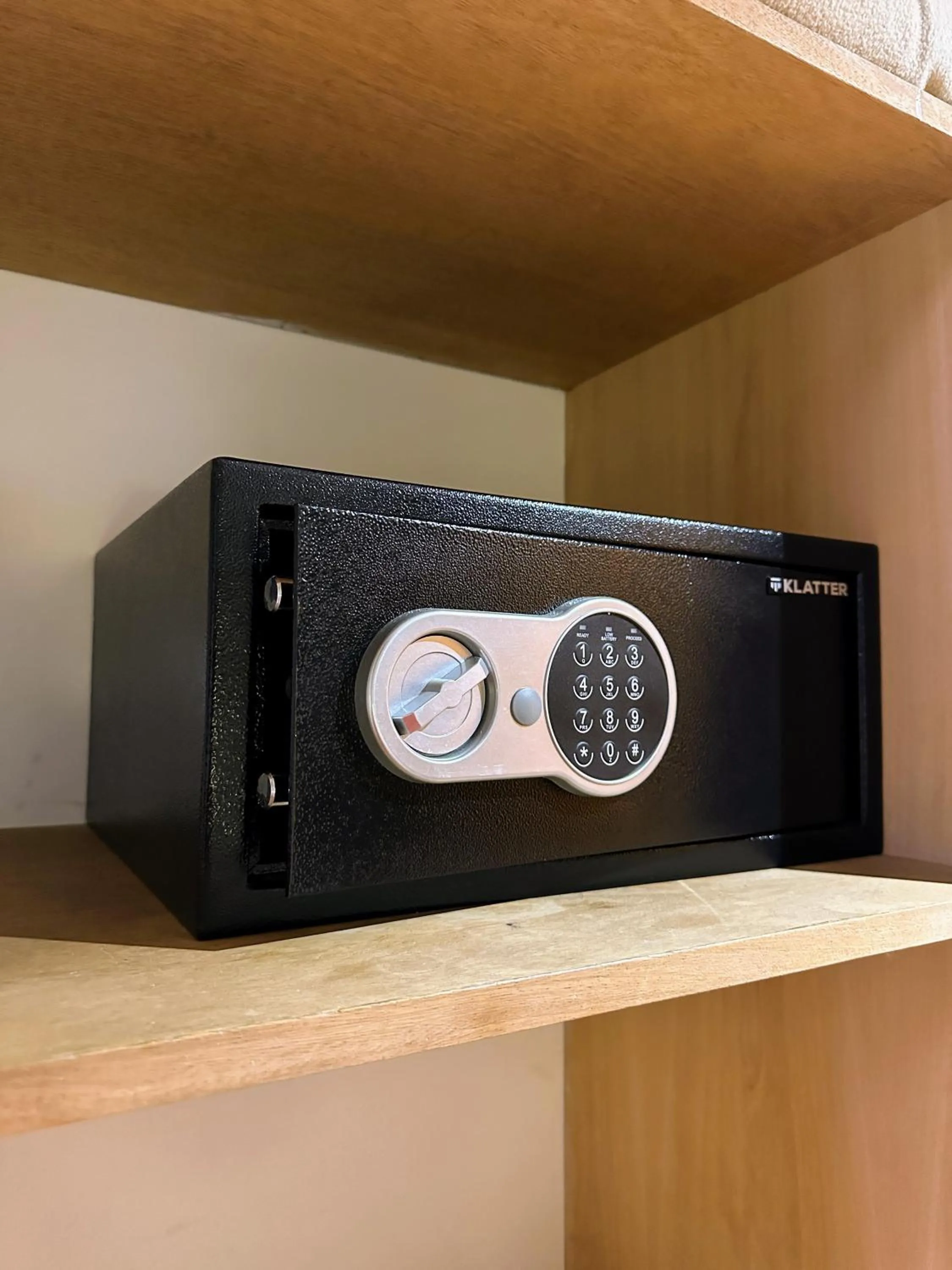 safe in Posada del Ciprés