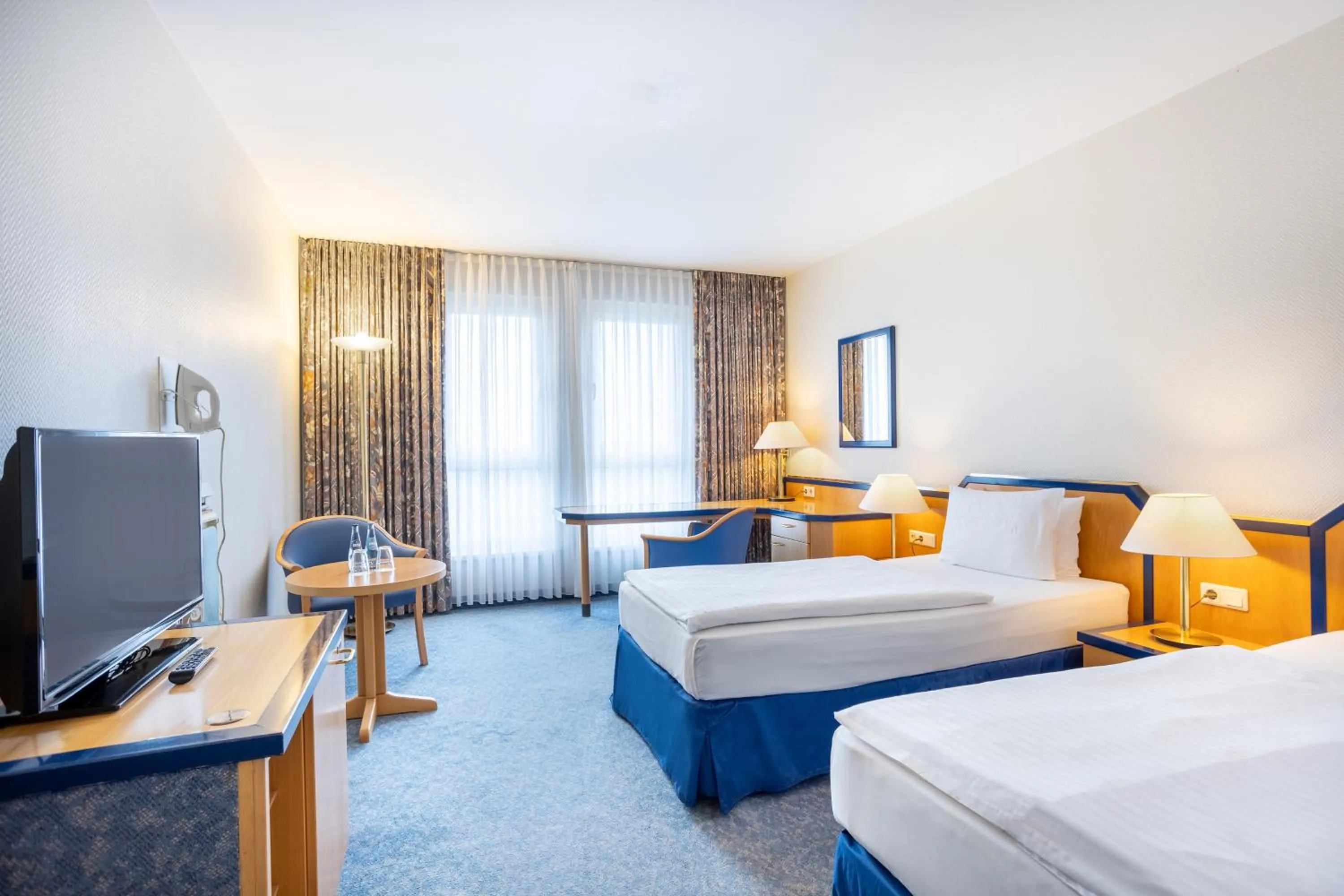 Bed in HI Hotel International Hamburg