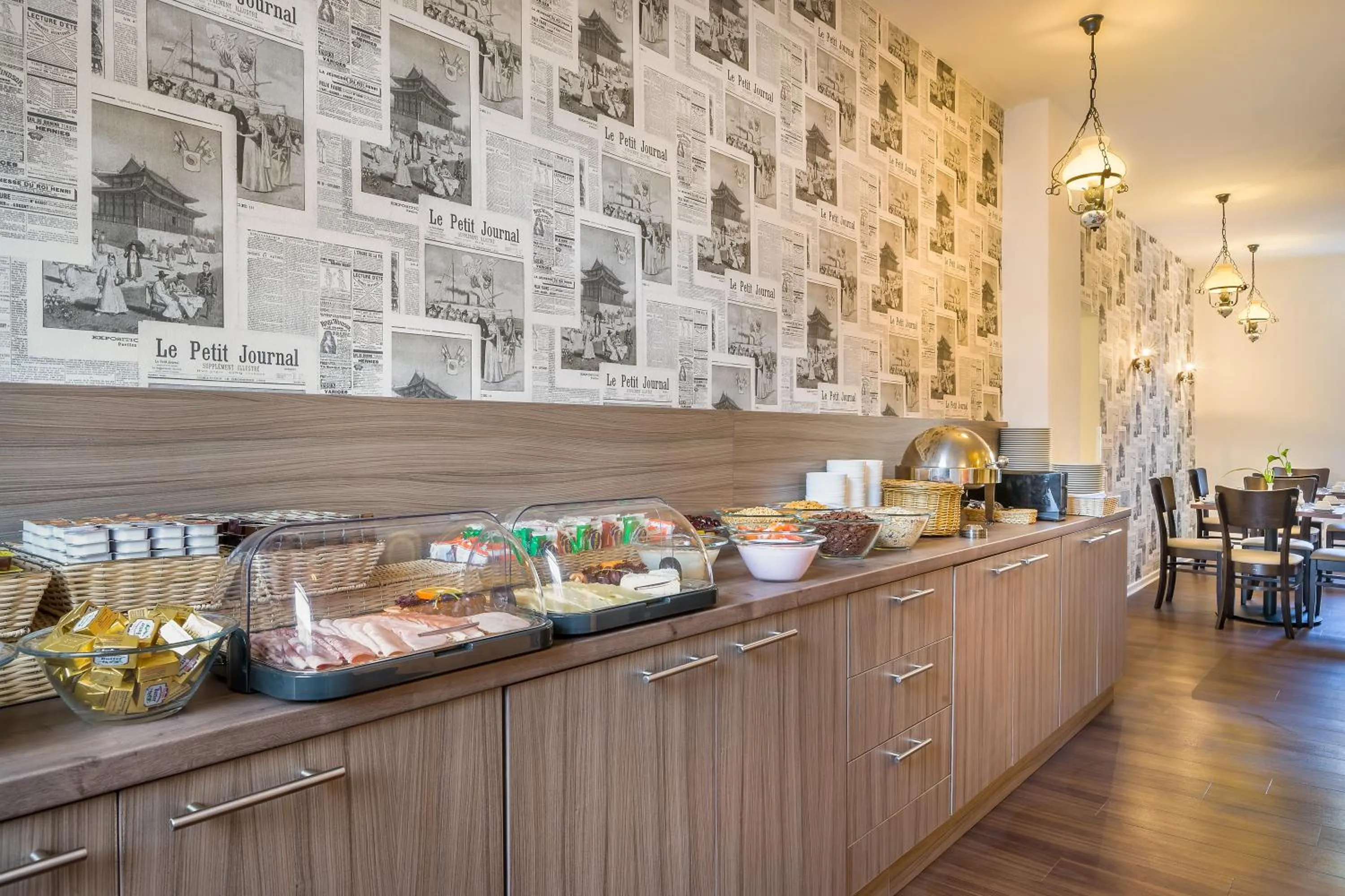 Buffet breakfast in Signature Hotel Astoria