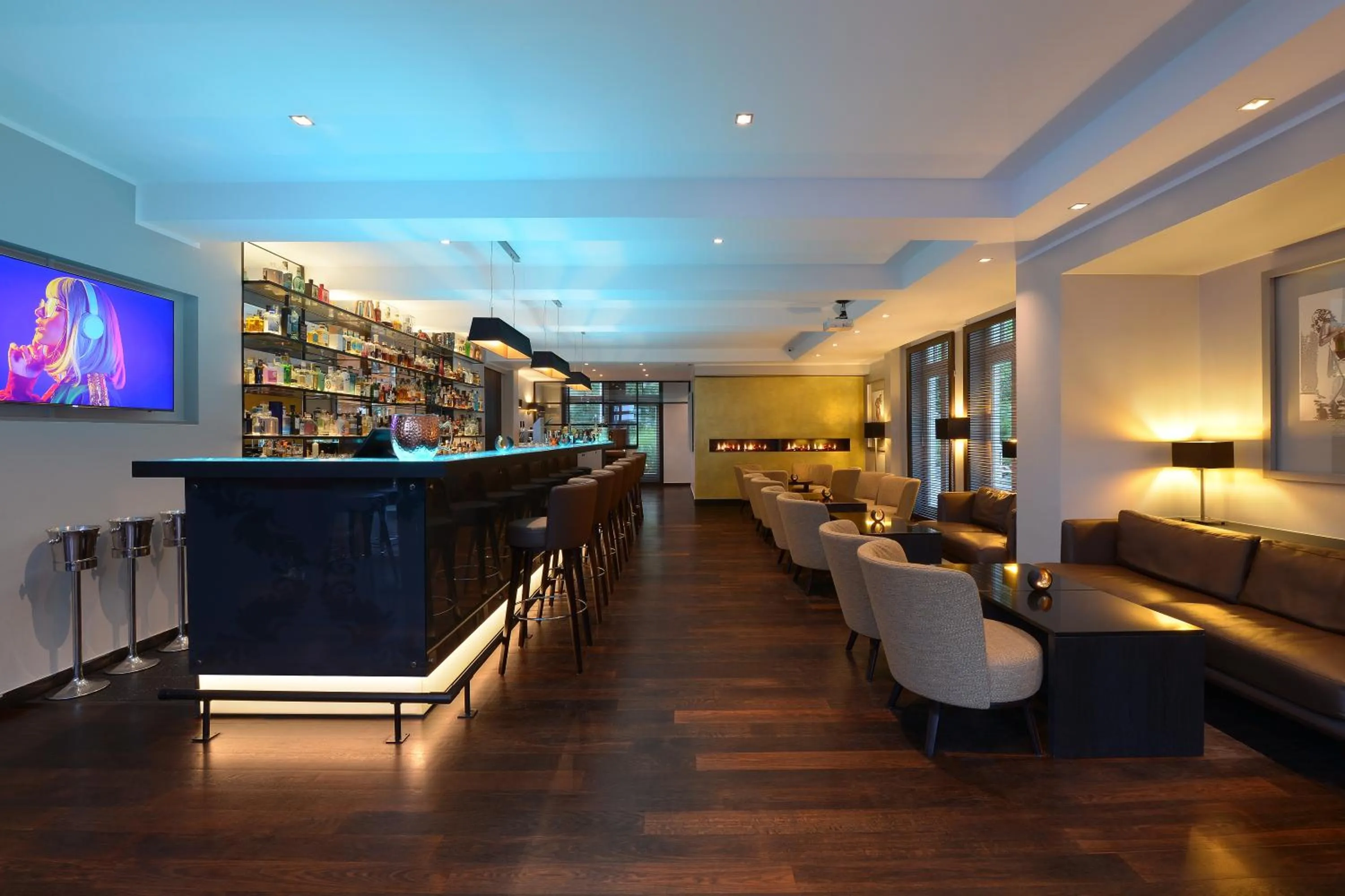 Communal lounge/ TV room in ROEWERS Privathotel & Spa