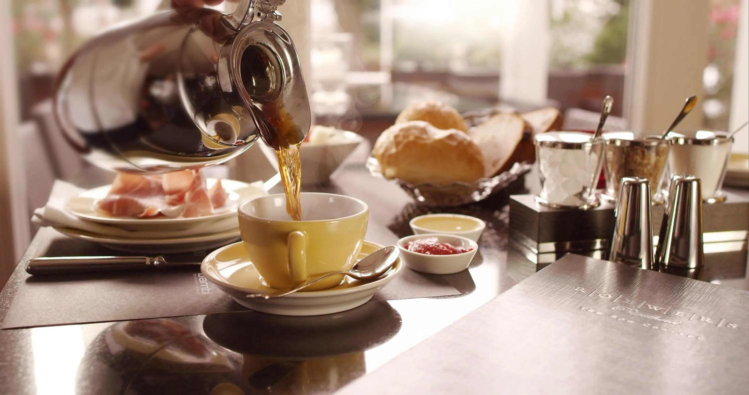 Buffet breakfast in ROEWERS Privathotel & Spa