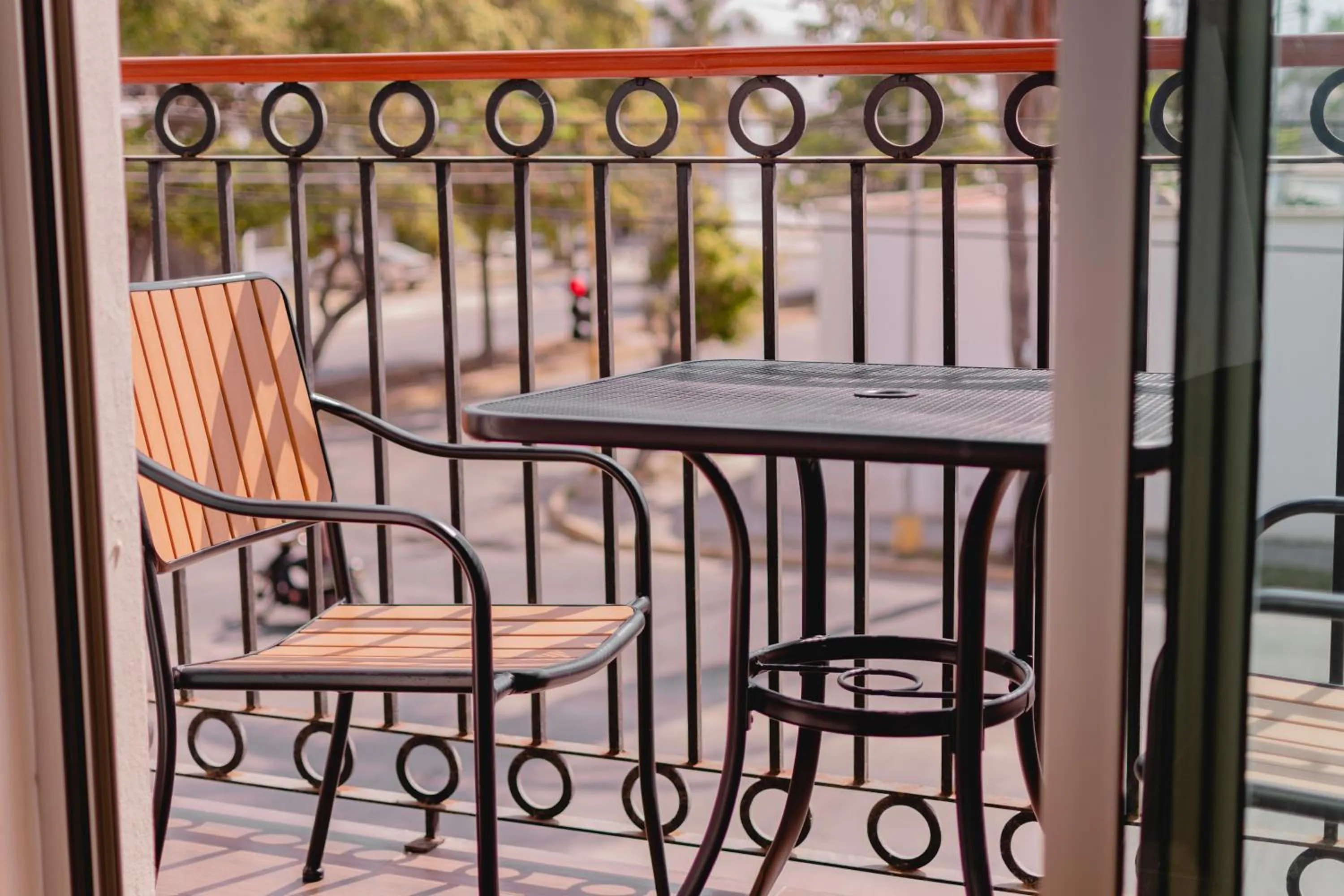 Balcony/Terrace in La Lola Hotel & Suites