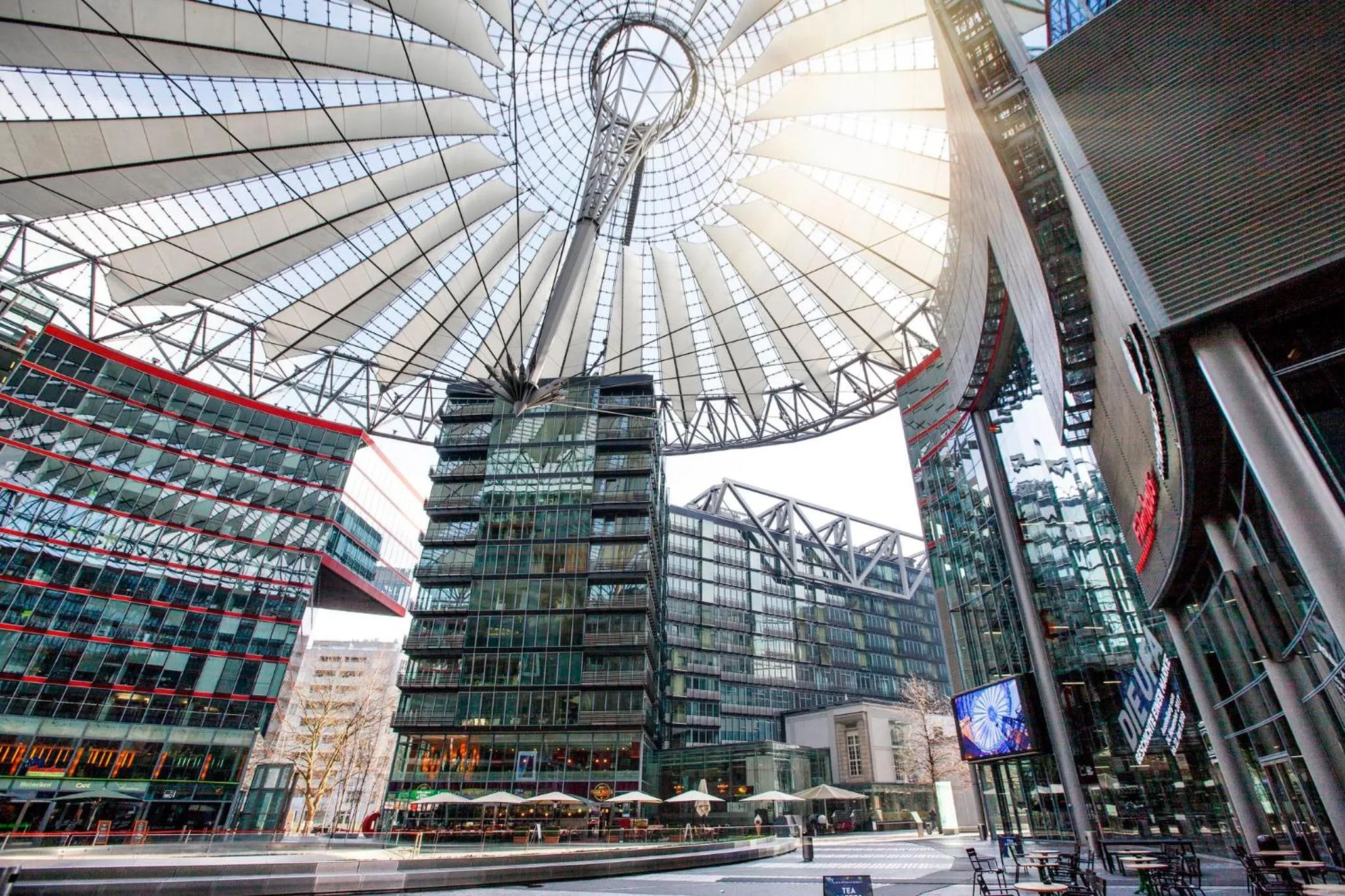 Area and facilities in Holiday Inn Express Berlin City Centre by IHG