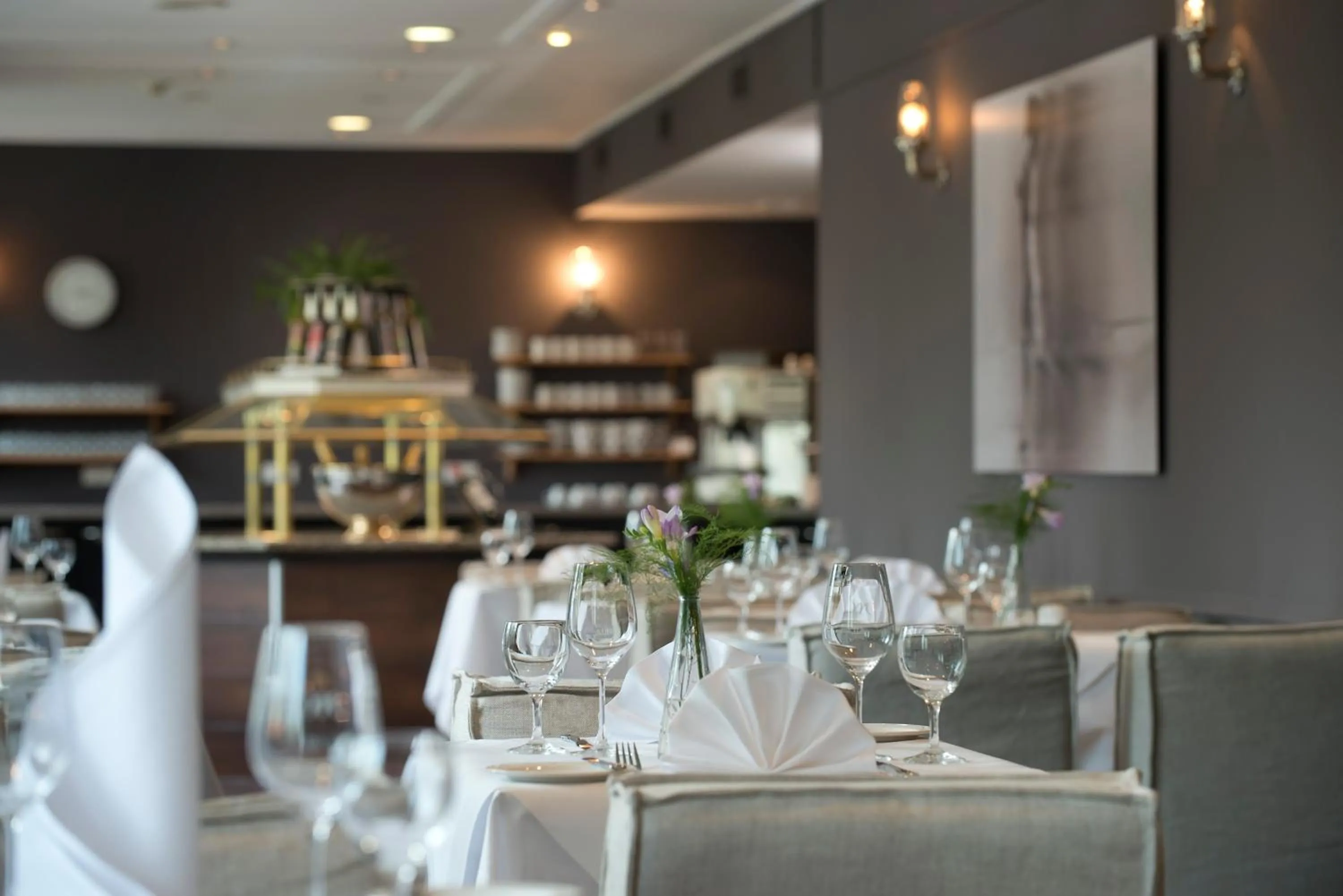 Restaurant/places to eat in Park Hotel Hamburg Arena