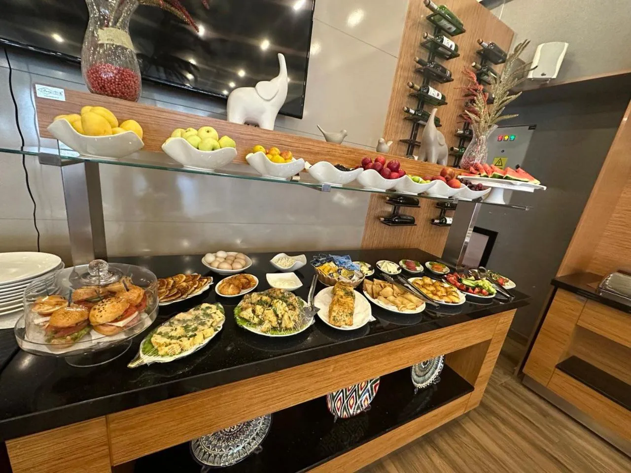 Buffet breakfast in Hotel Bukhara
