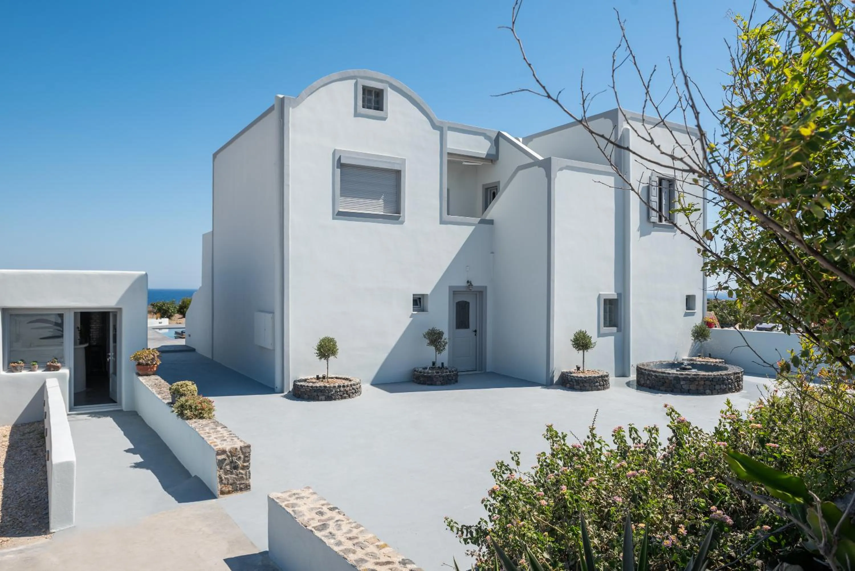 Property building in Volcanic Arc Suites