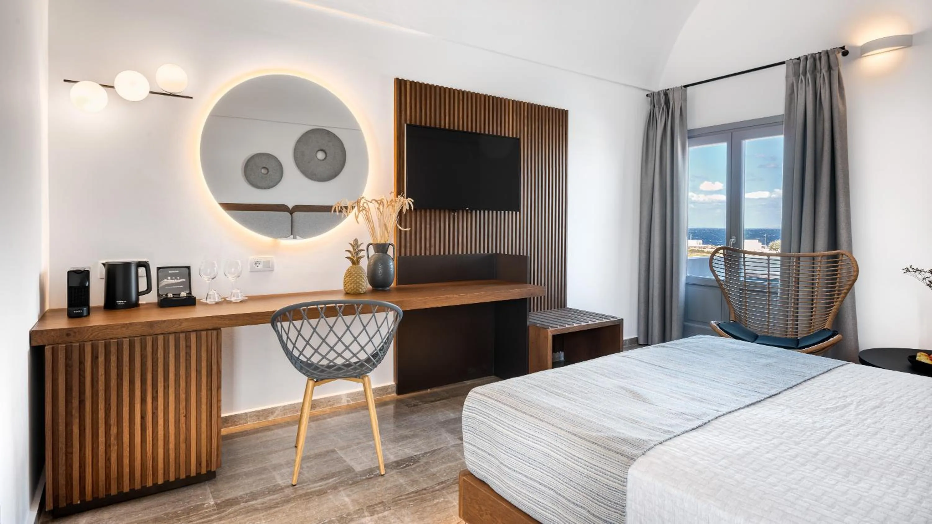 Bed in Volcanic Arc Suites