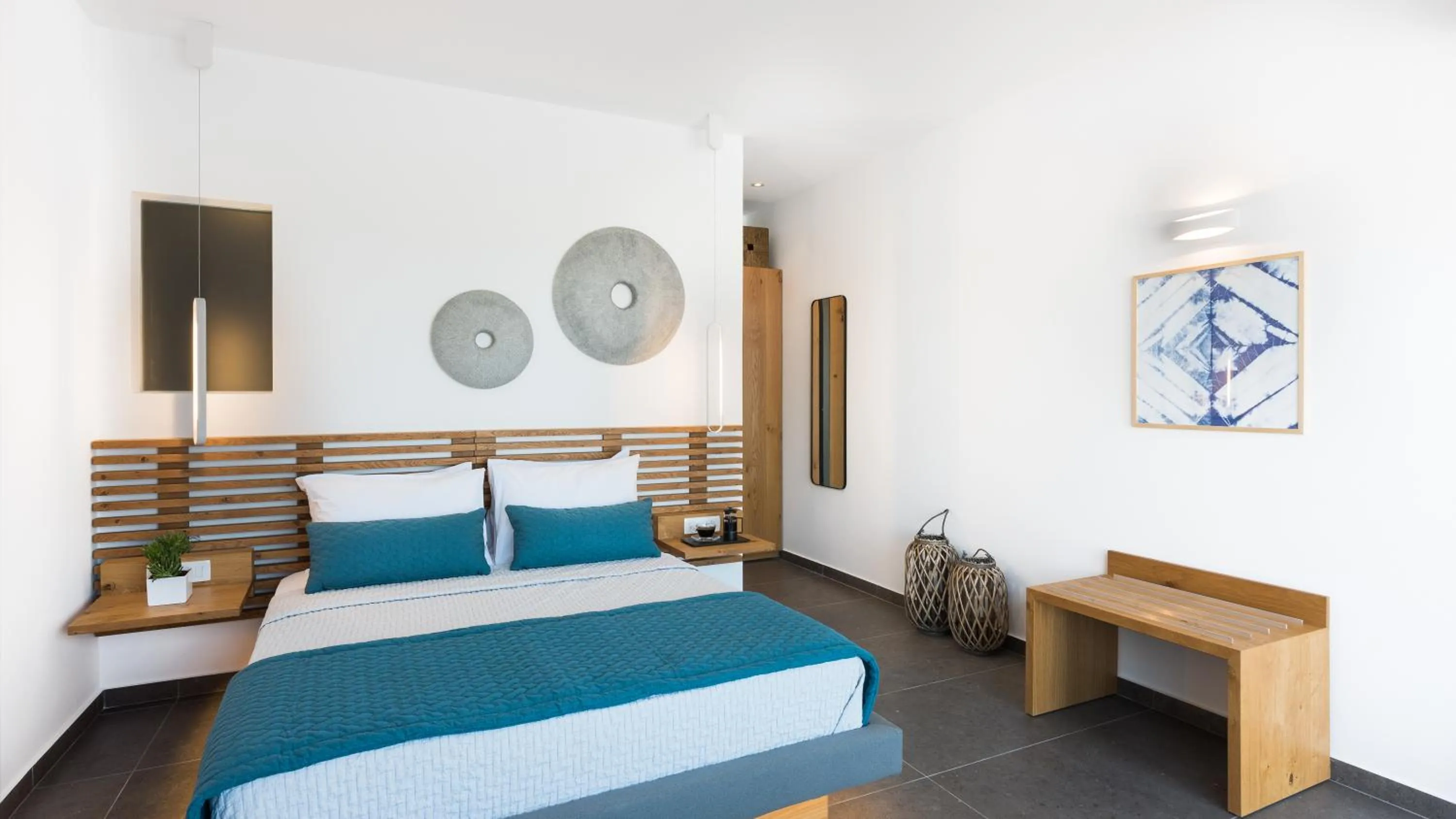 Photo of the whole room, Bed in Volcanic Arc Suites