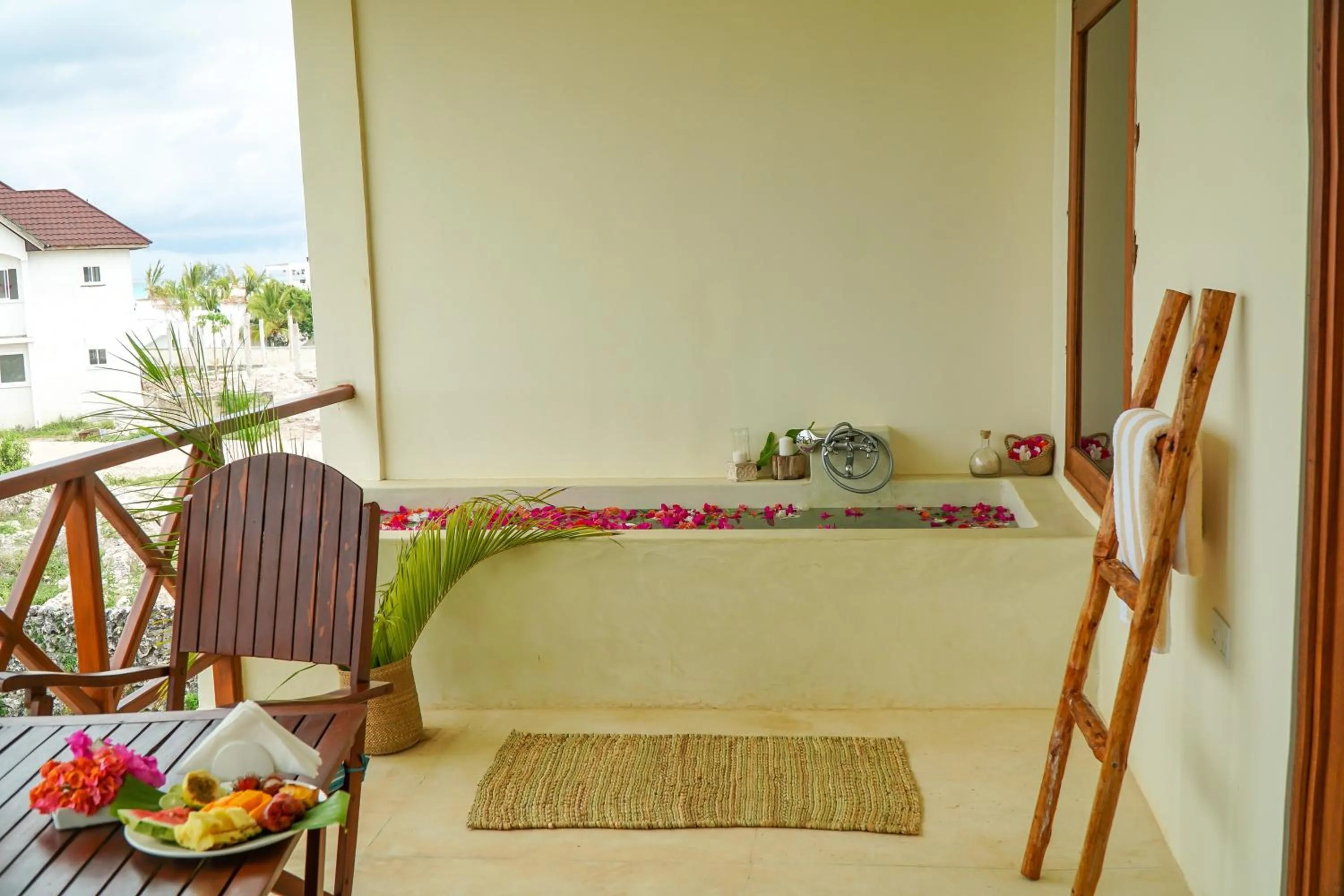 Balcony/Terrace in Aquamarina Hotel