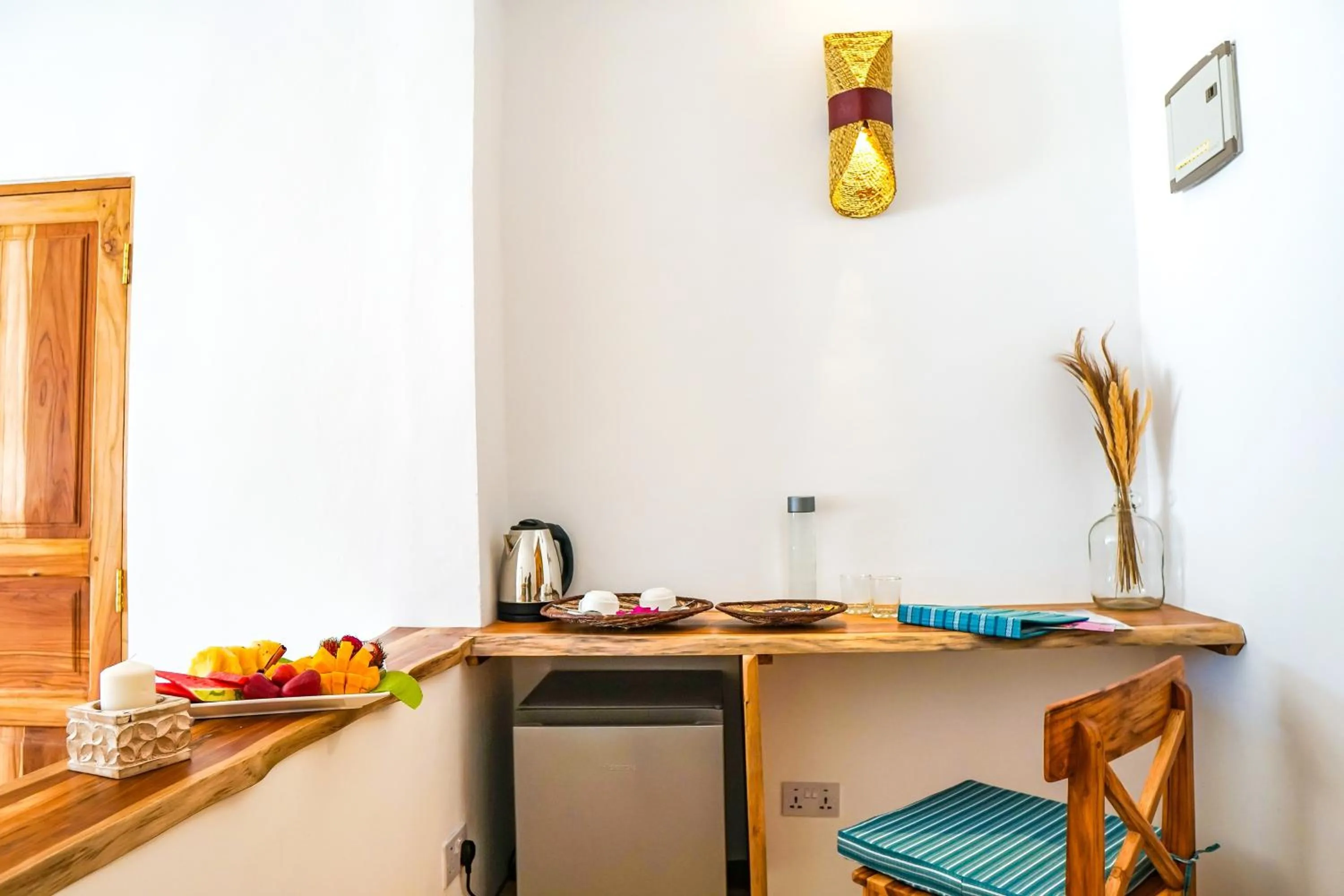 minibar in Aquamarina Hotel