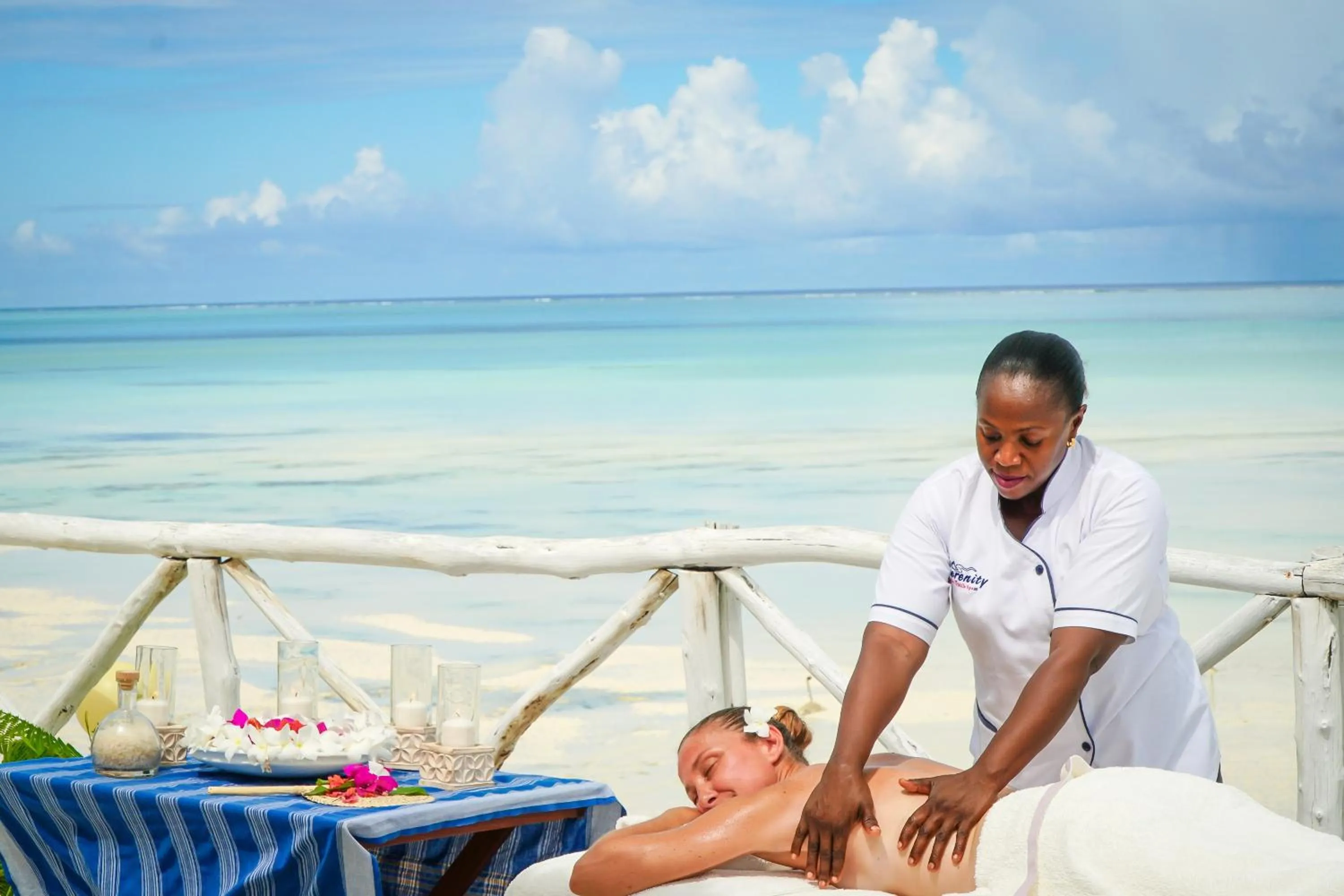 Massage in Aquamarina Hotel