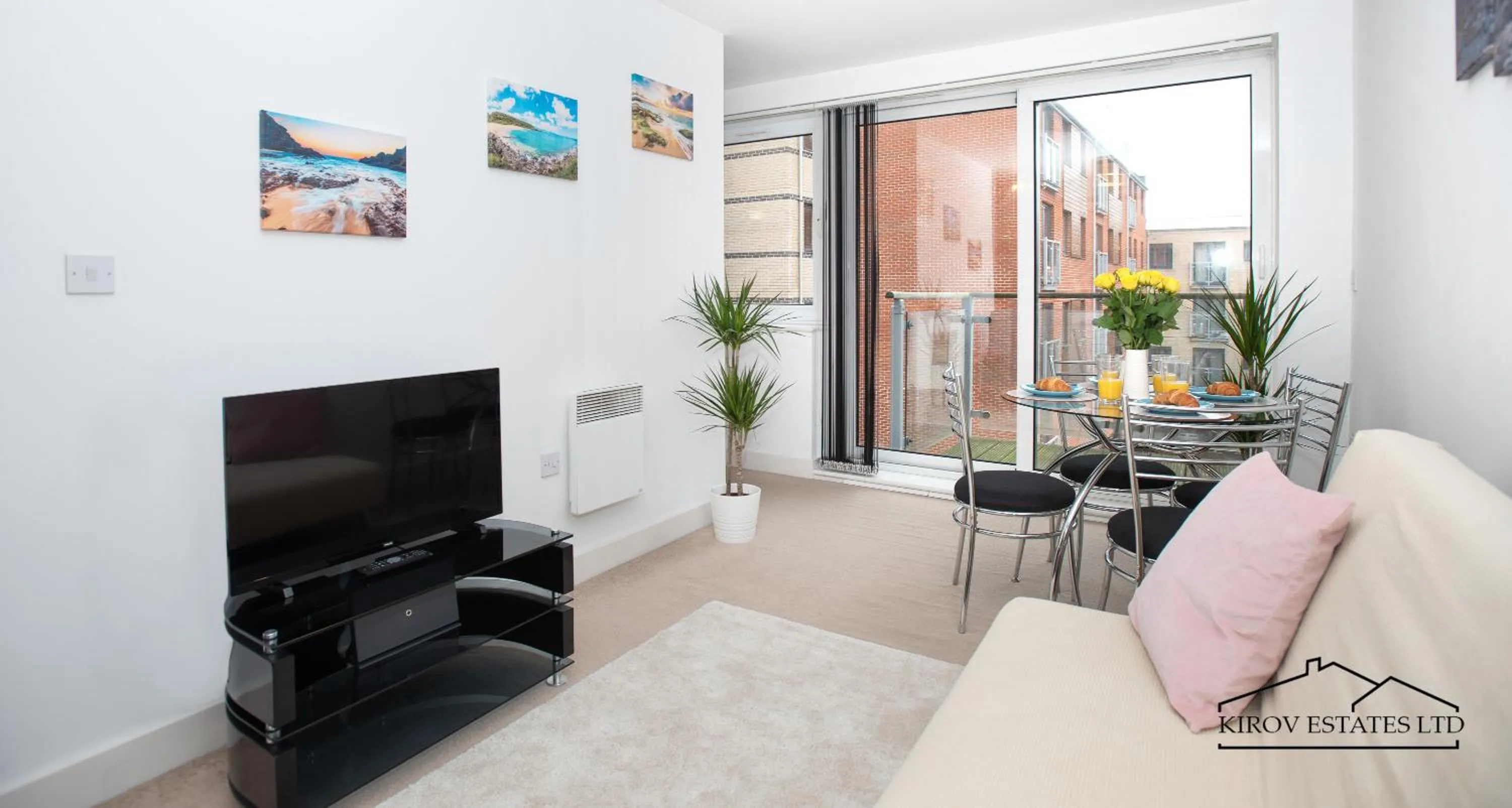 Living room in Poseidon Apartment - 1 Bed Flat - Heart of Town