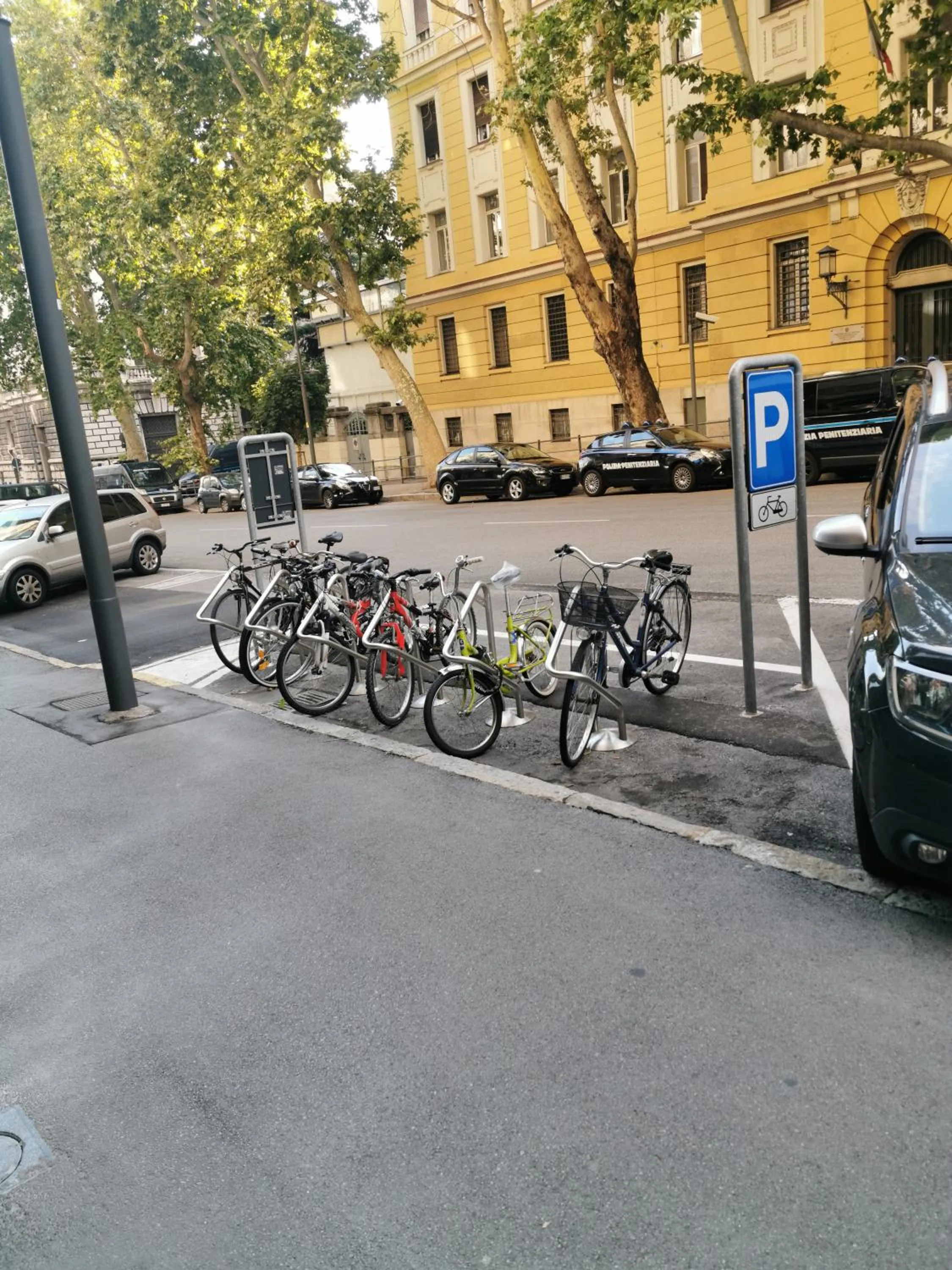 Street view in Grab a Flat in Coroneo