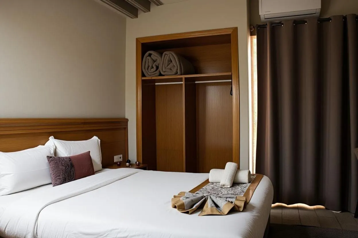 Bed in Hotel Golden Flora