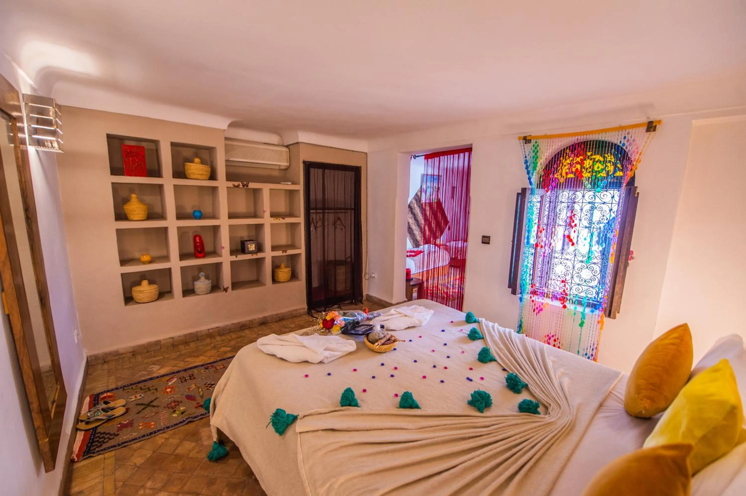 Bed in Riad Khabia & Spa