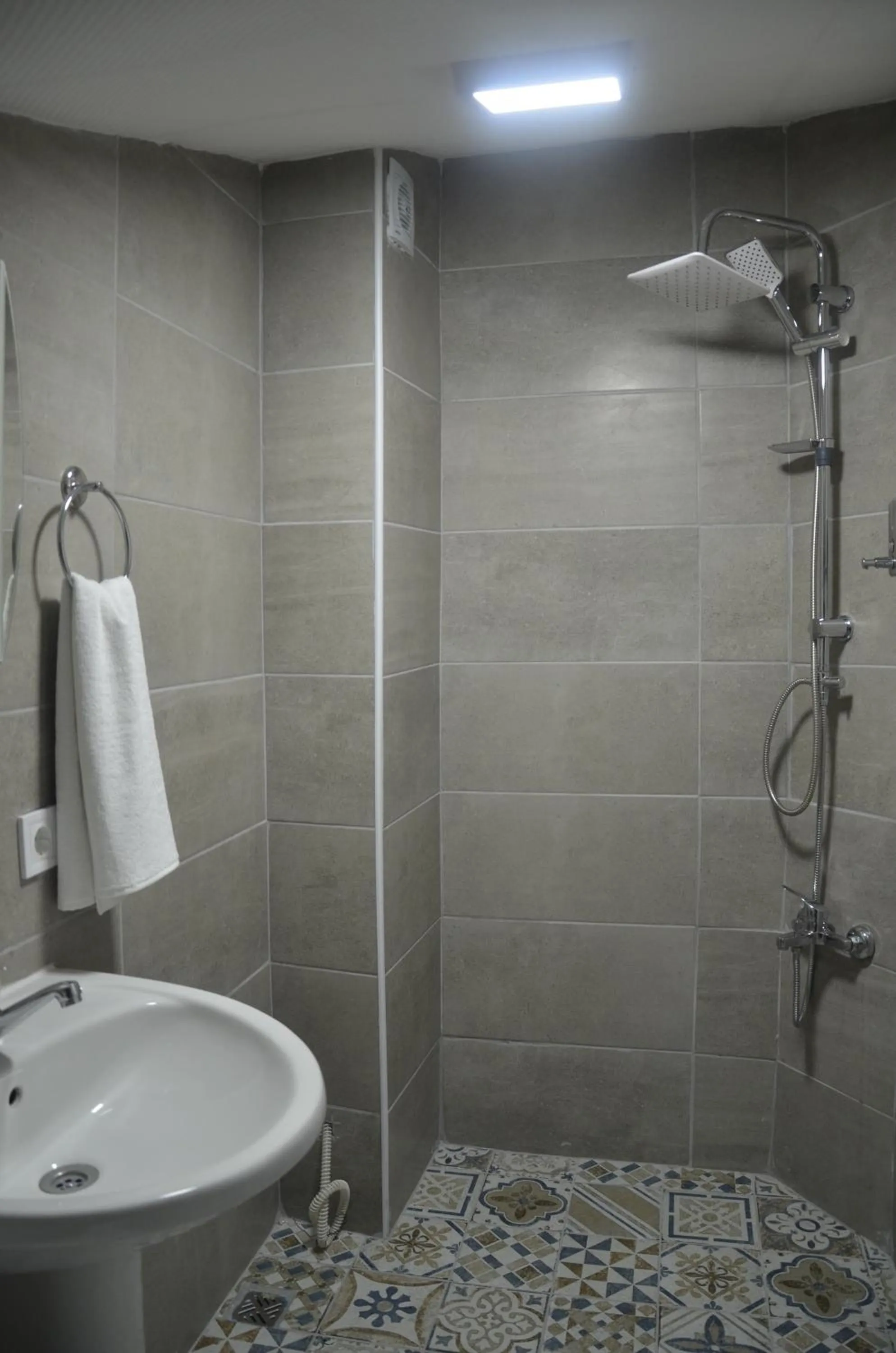 Shower in Zion Home Butik Otel