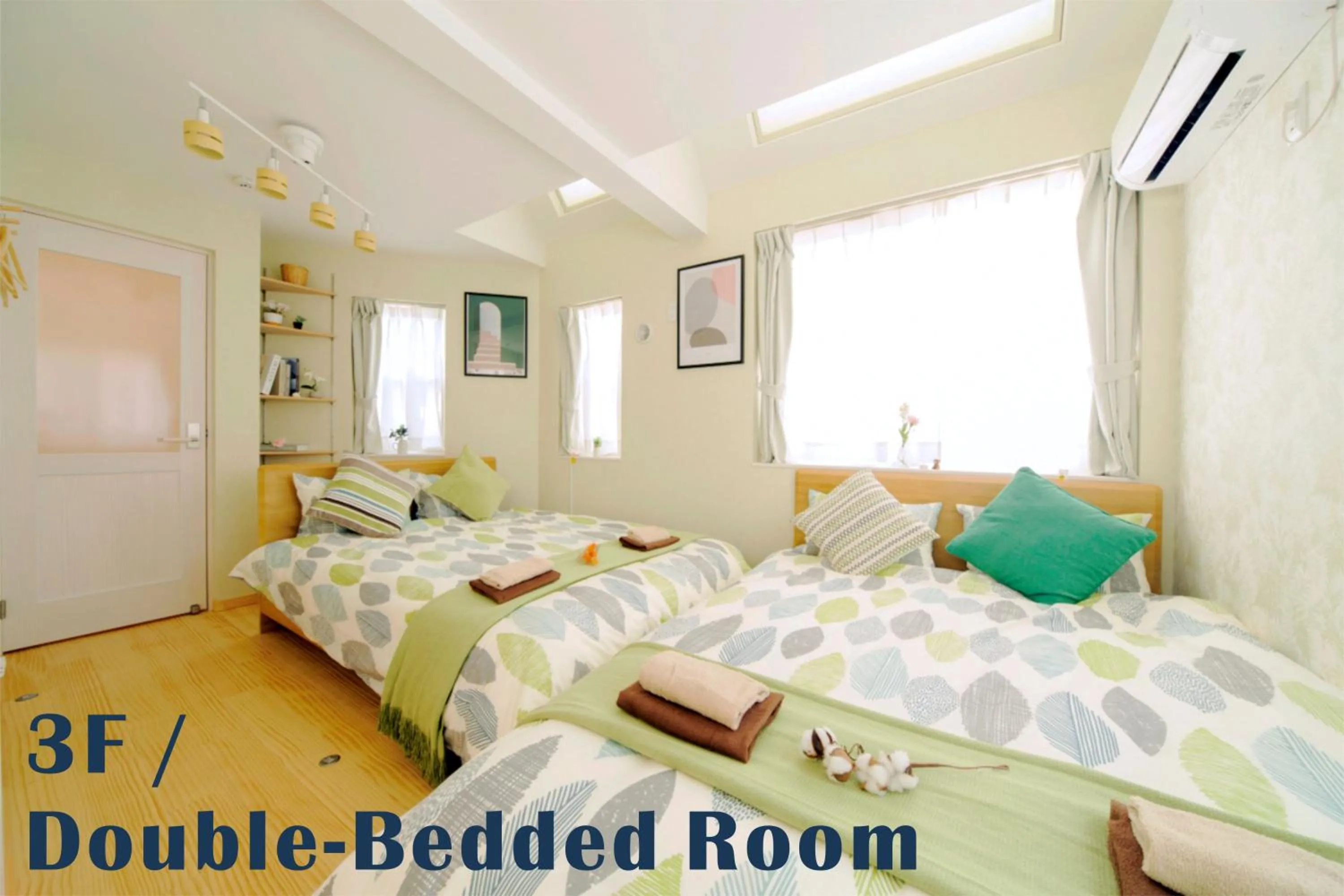 Bed in nestay villa tokyo otsuka