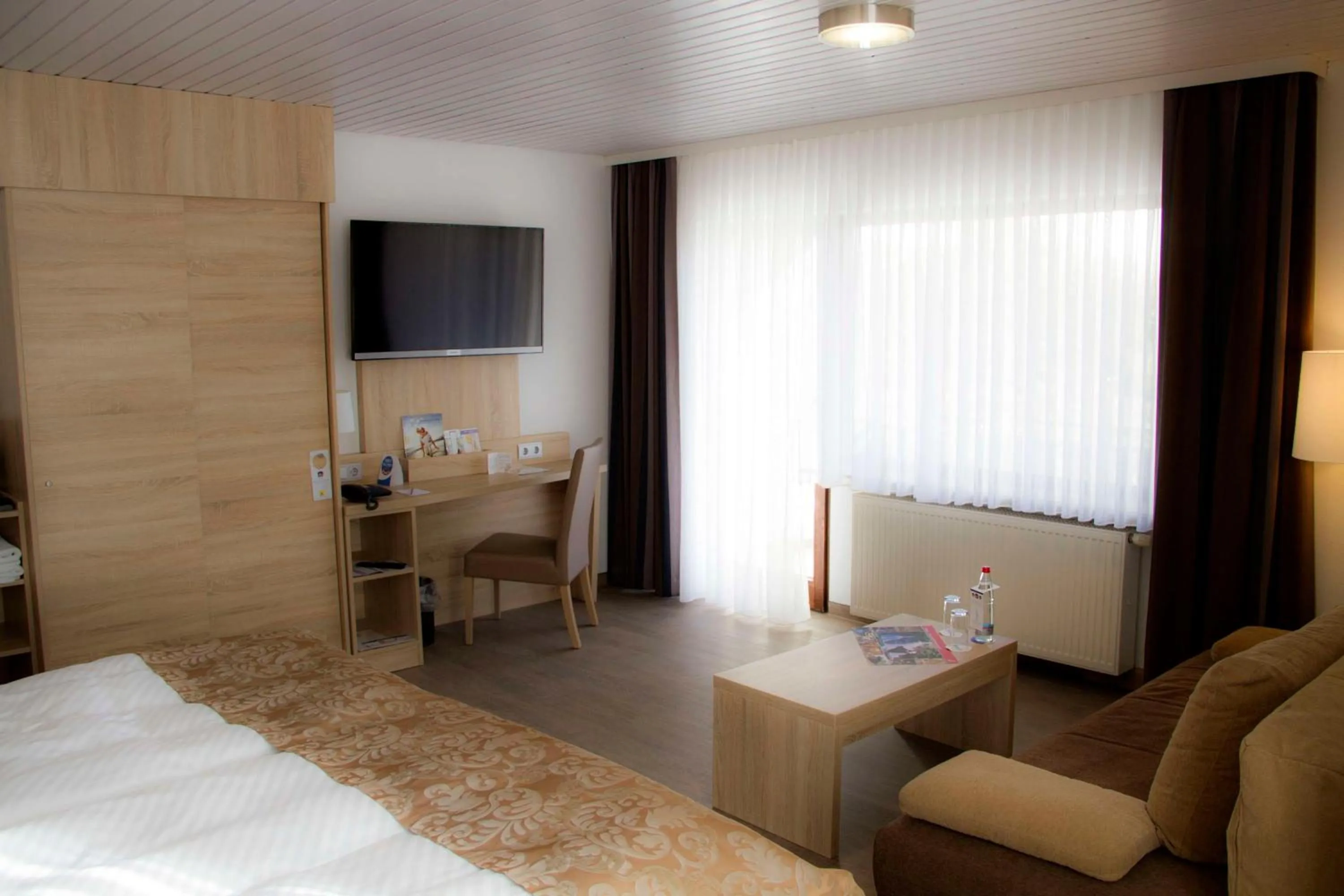 Bedroom, Bed in Best Western Plus Schwarzwald Residenz