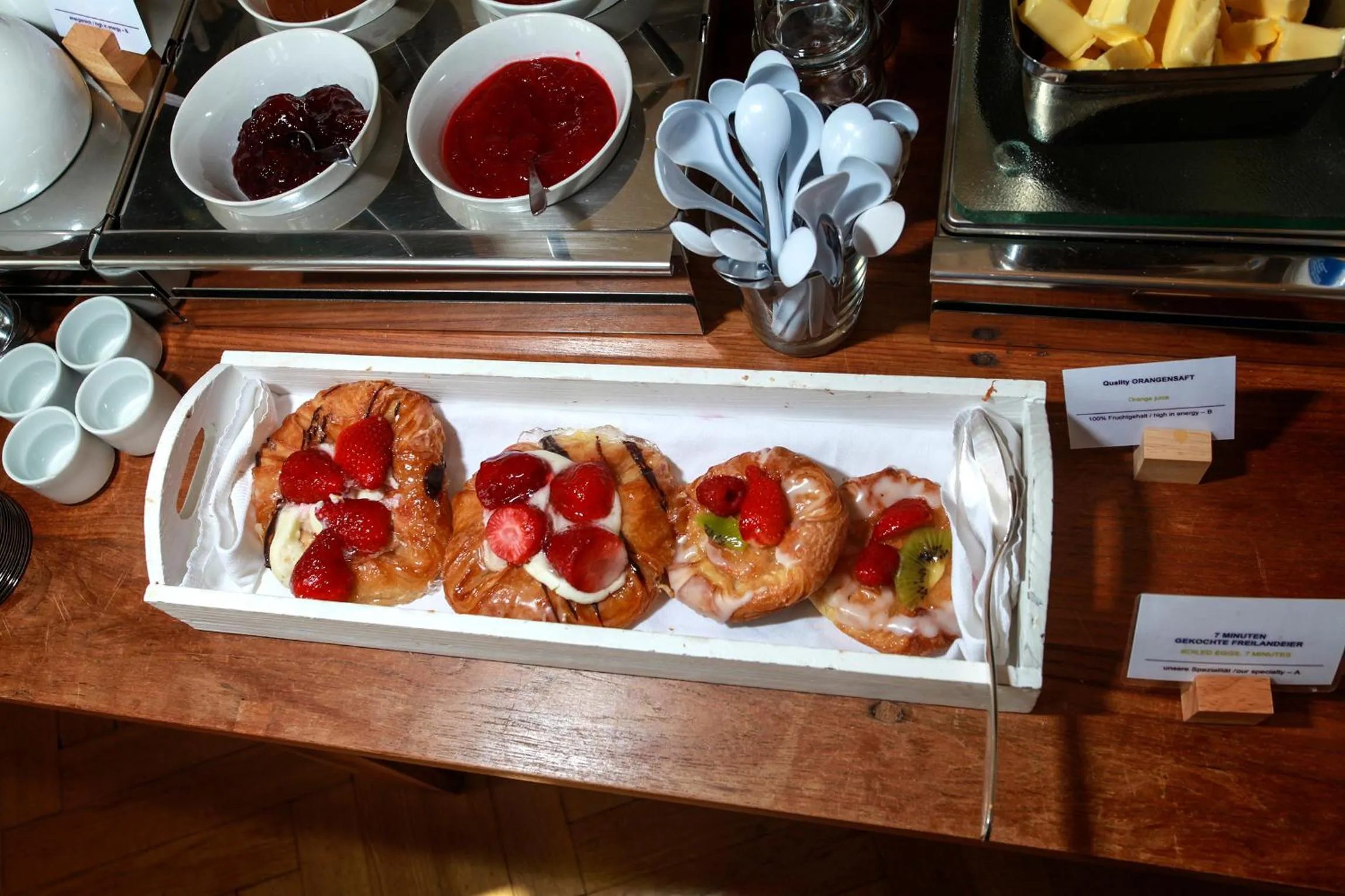 Breakfast in Hotel Fresena im Dammtorpalais