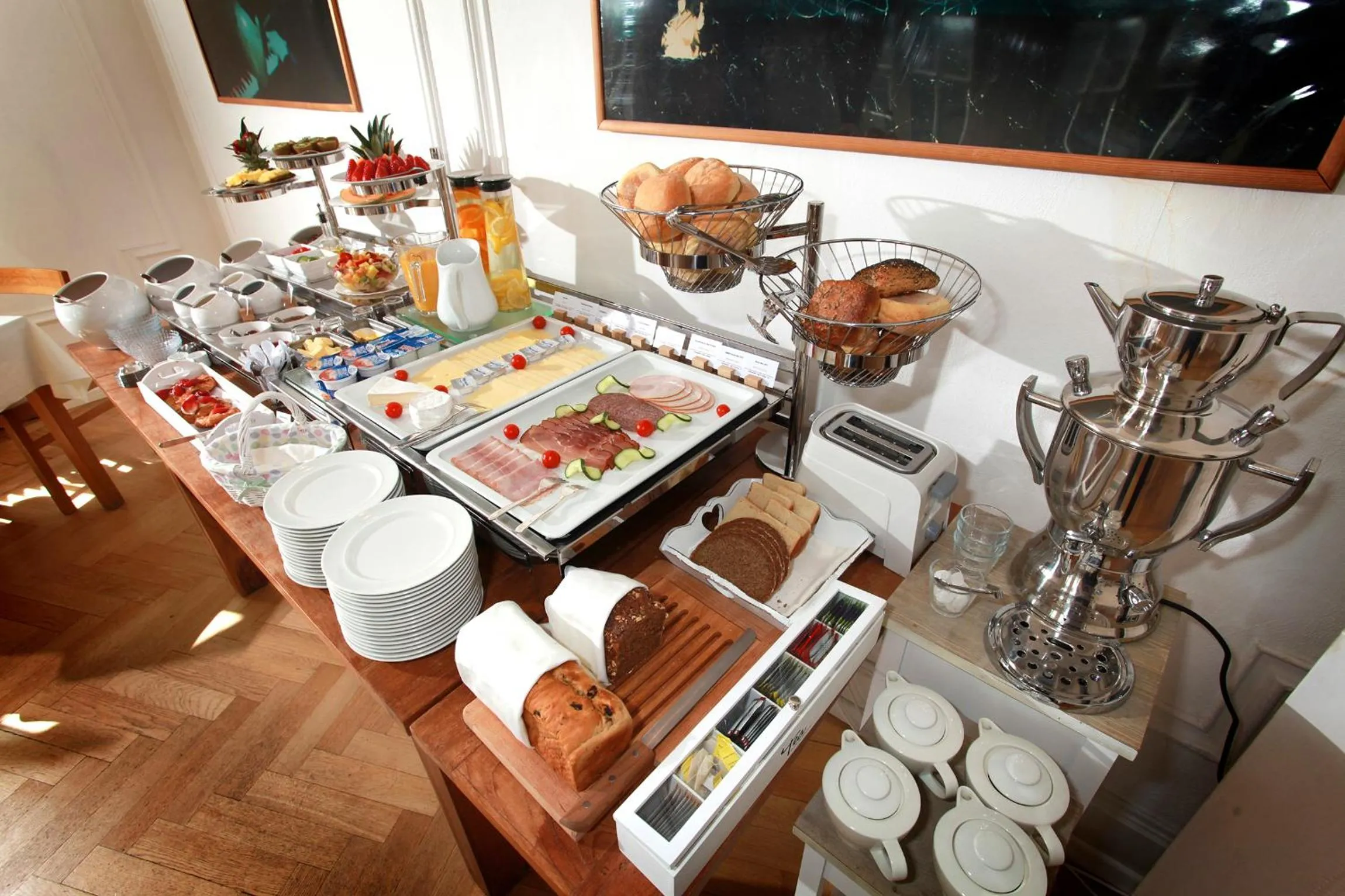 Breakfast in Hotel Fresena im Dammtorpalais