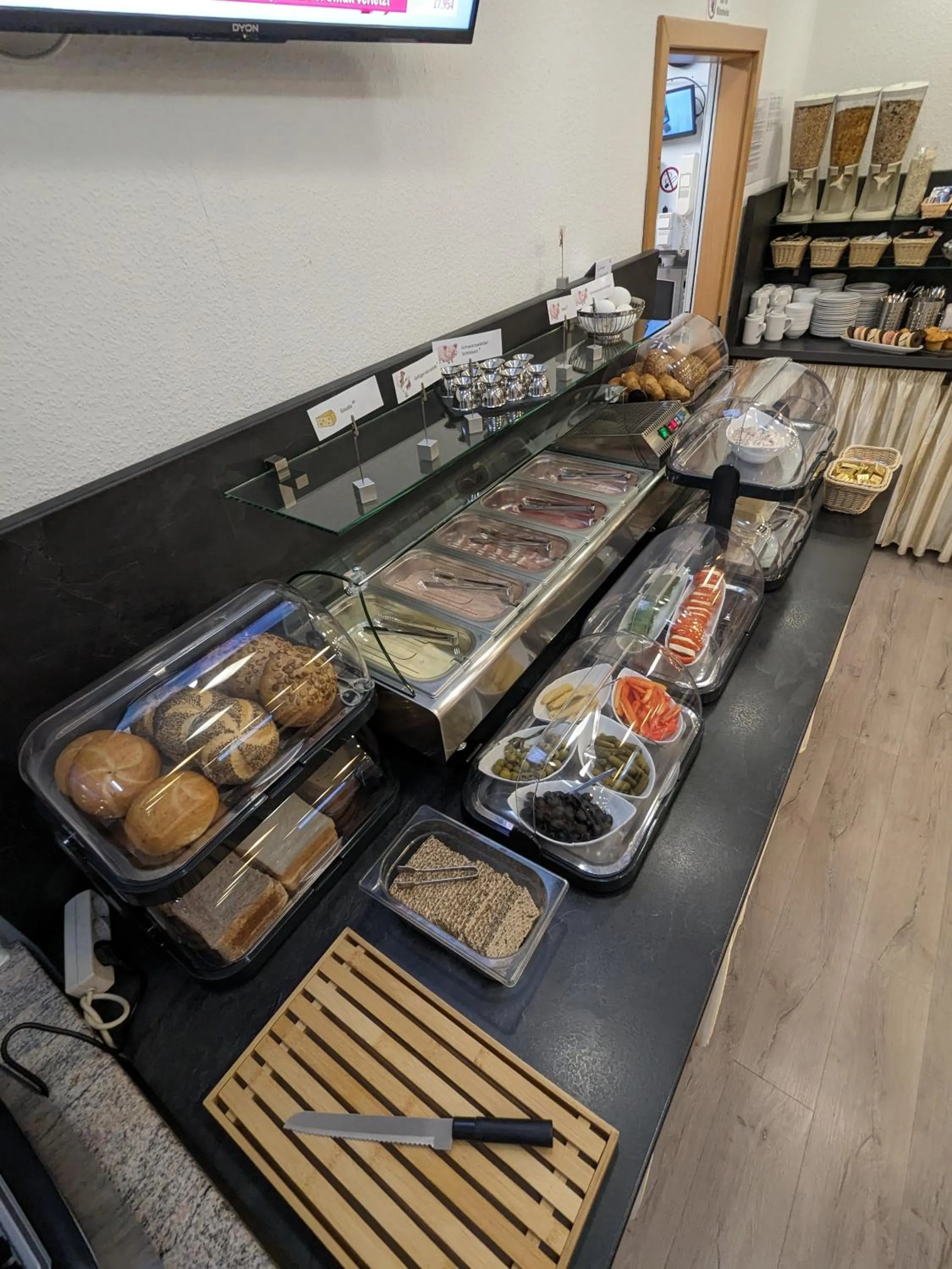 Breakfast in Adler Hotel Frankfurt