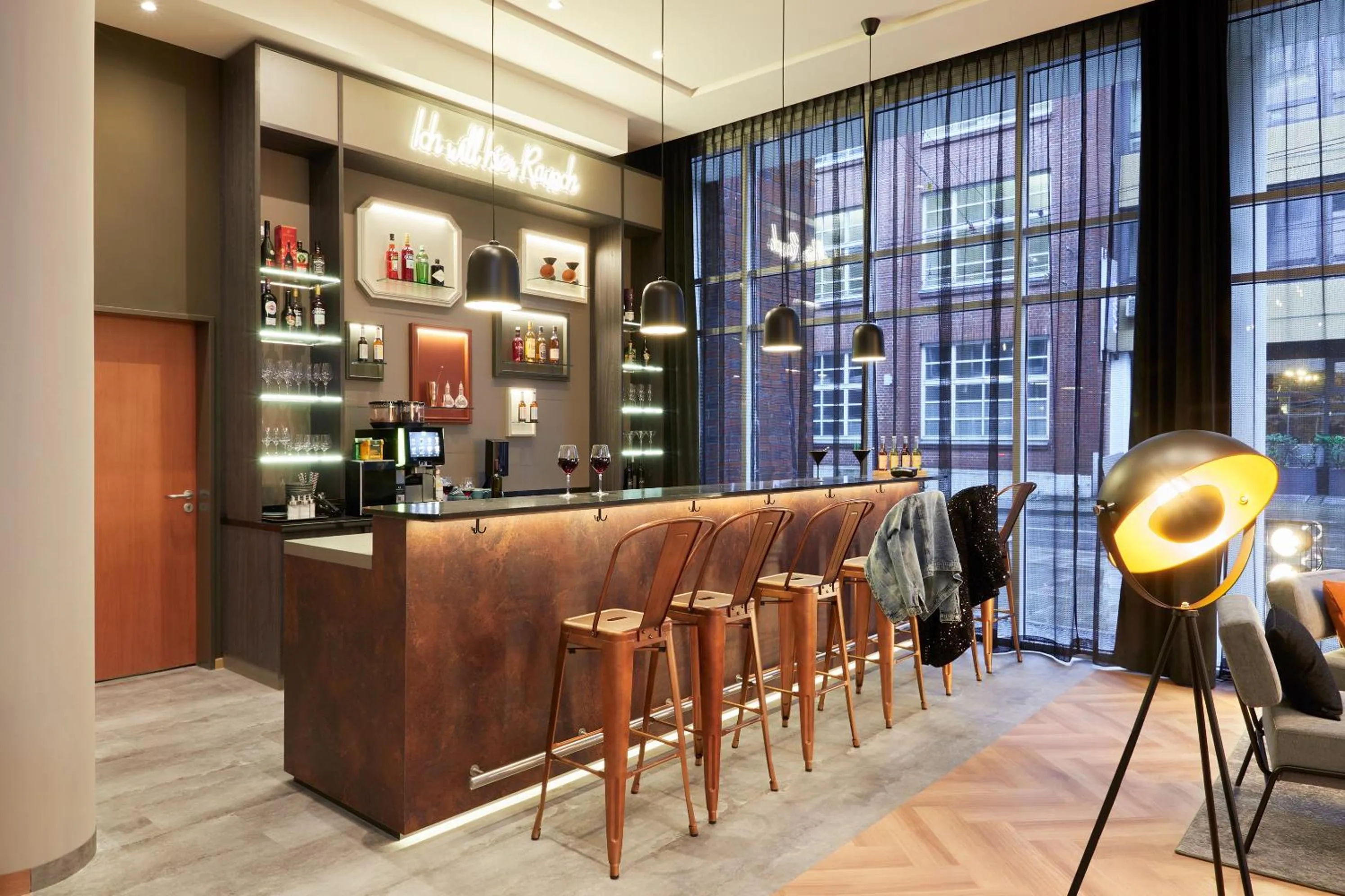 Lounge or bar in ibis Styles Bielefeld City