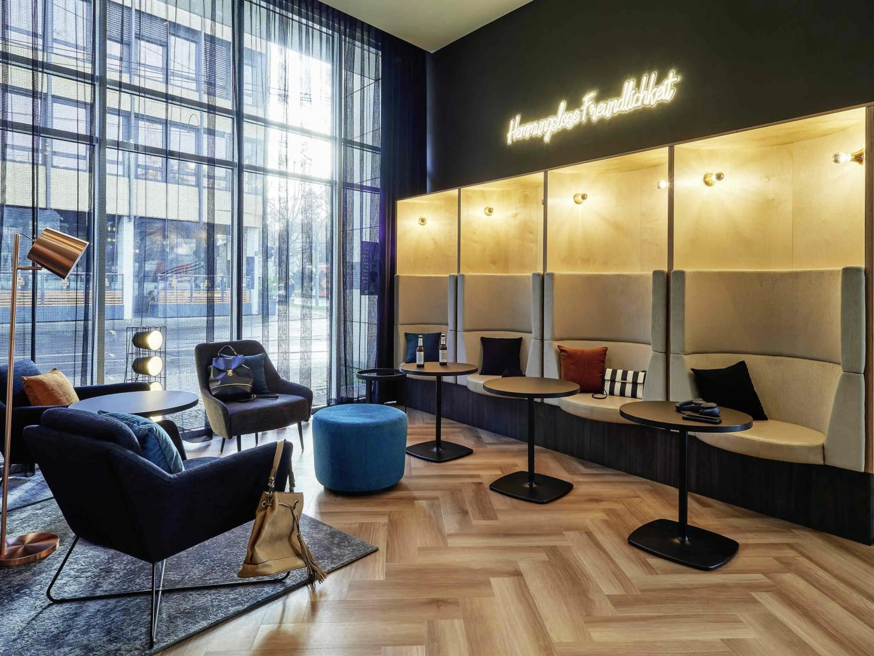 Lounge or bar in ibis Styles Bielefeld City