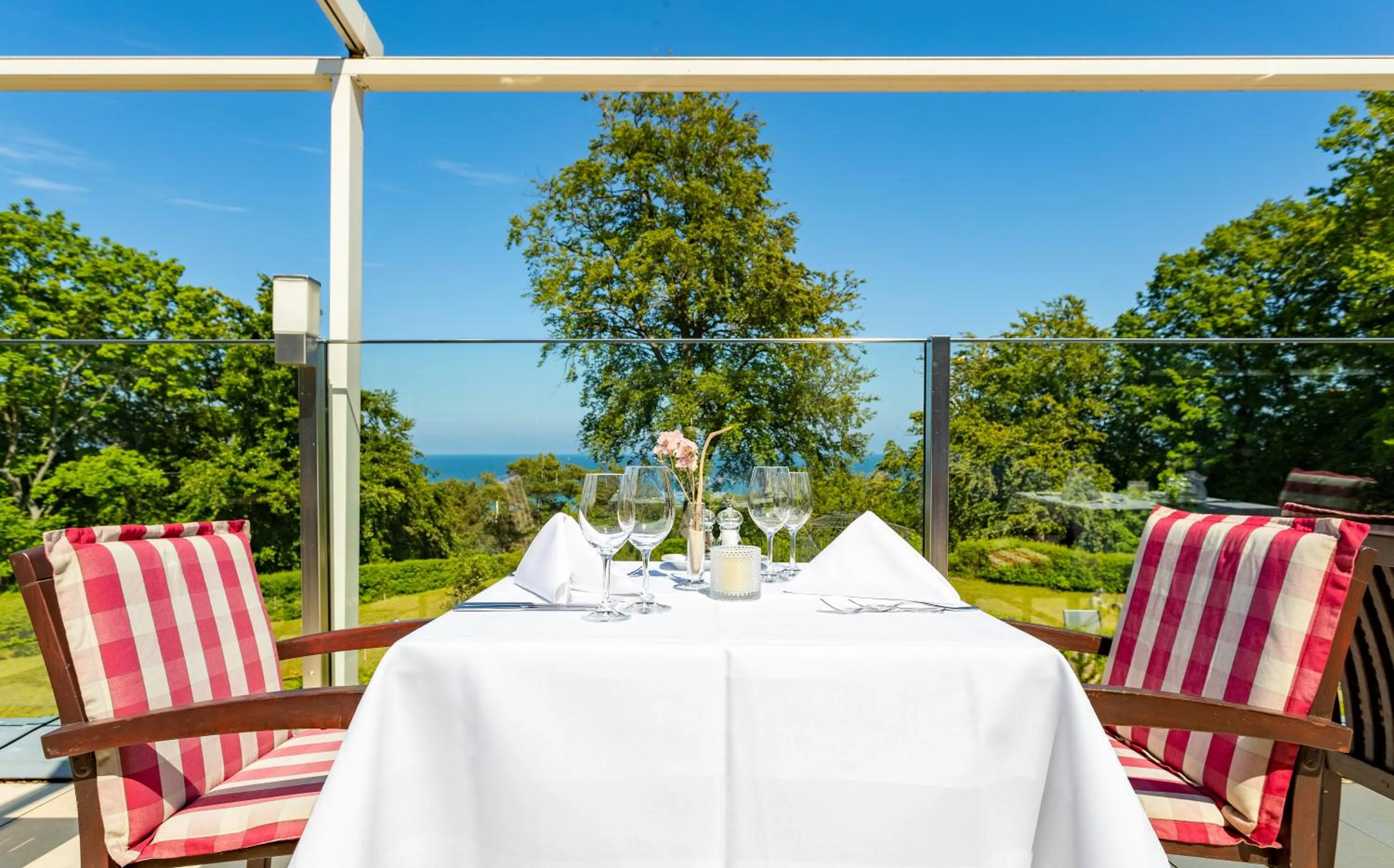 Restaurant/places to eat in Cliff Hotel Rügen