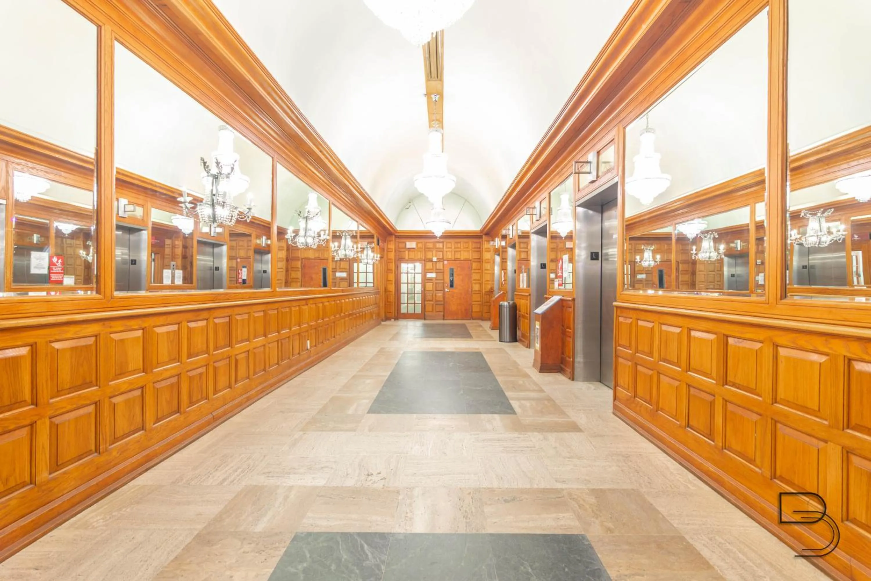 elevator in Girasole Apartments