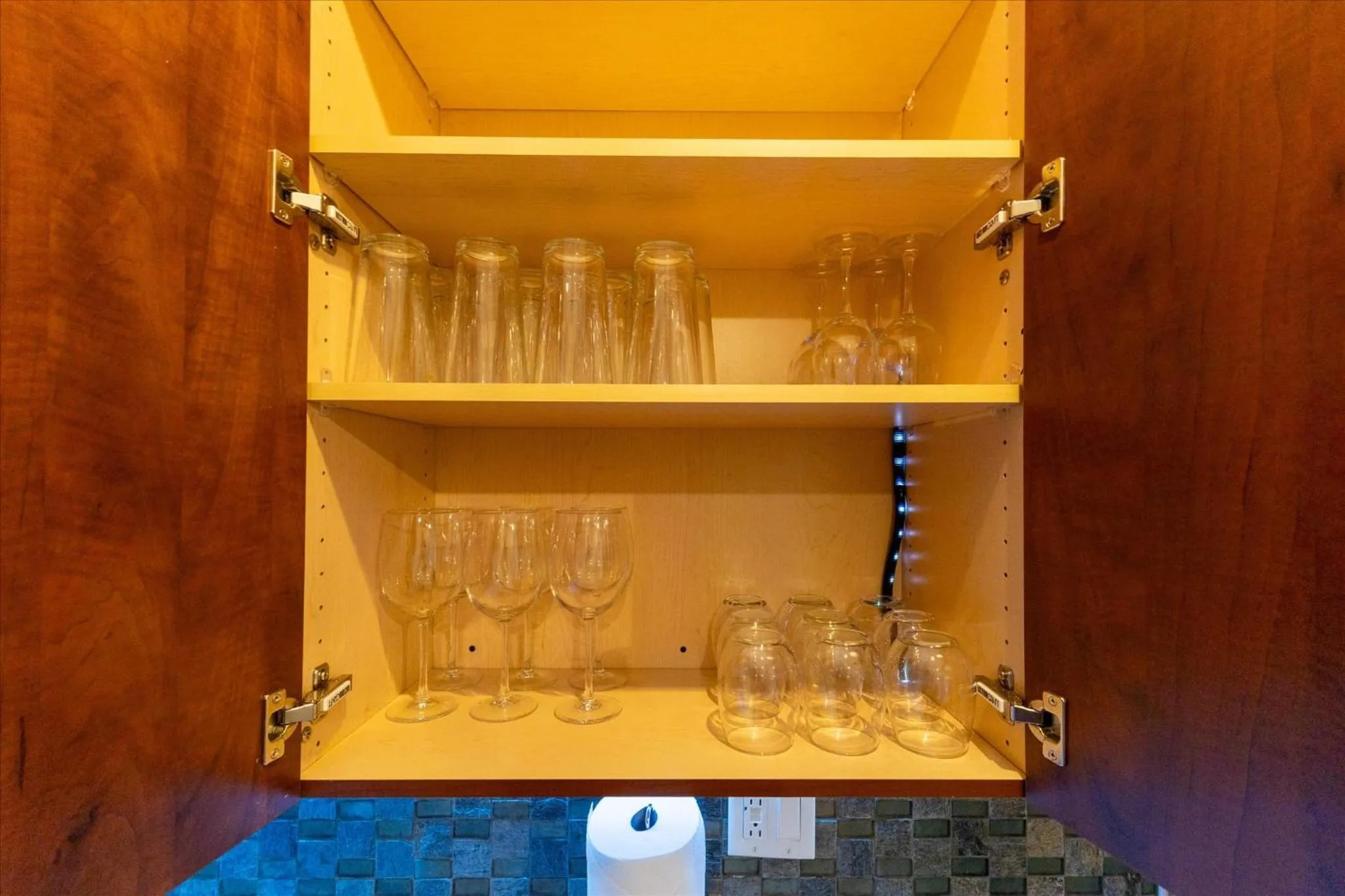 Georgia Street 4 Bedroom Condo Downtown!!