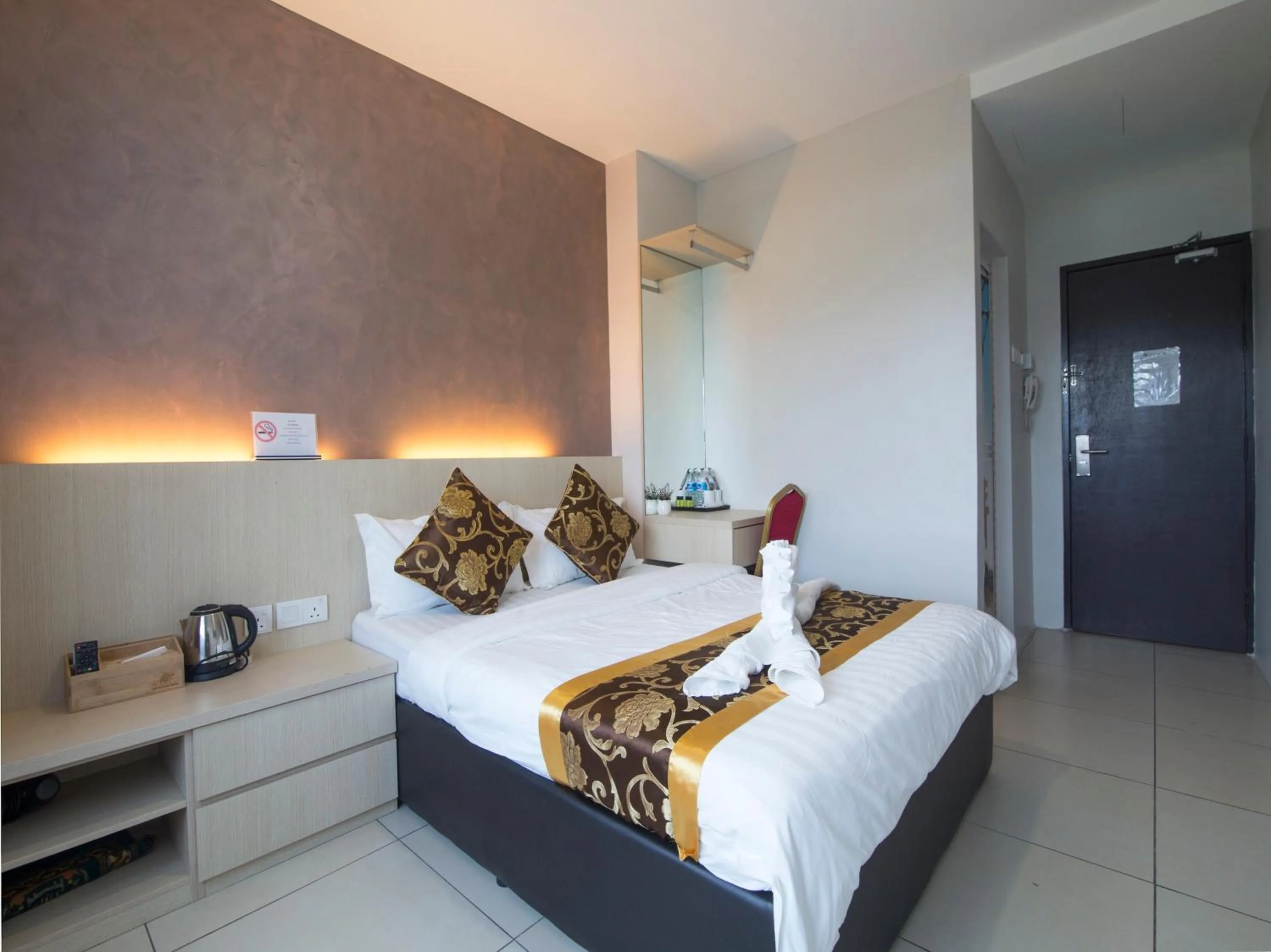 Bed in Top Garden Hotel