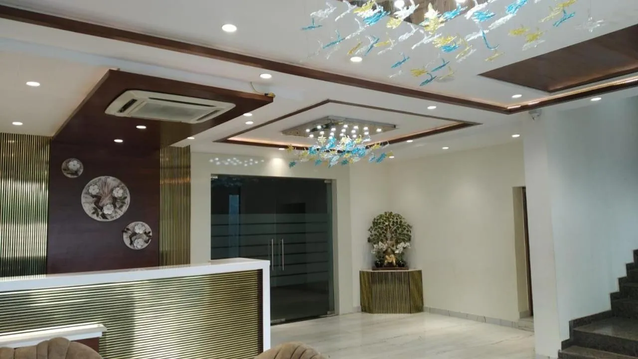 Lobby or reception in Clarks Collection Maanya