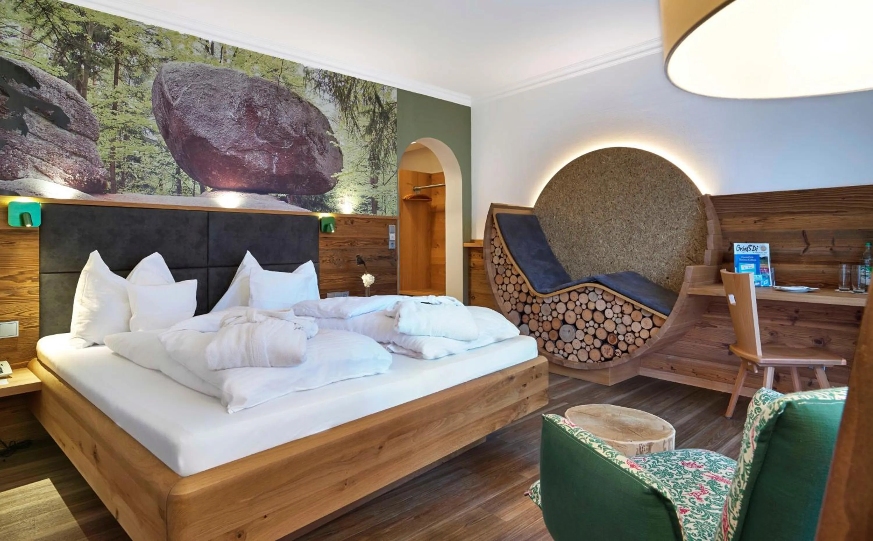 Bed in Hotel Lindenhof