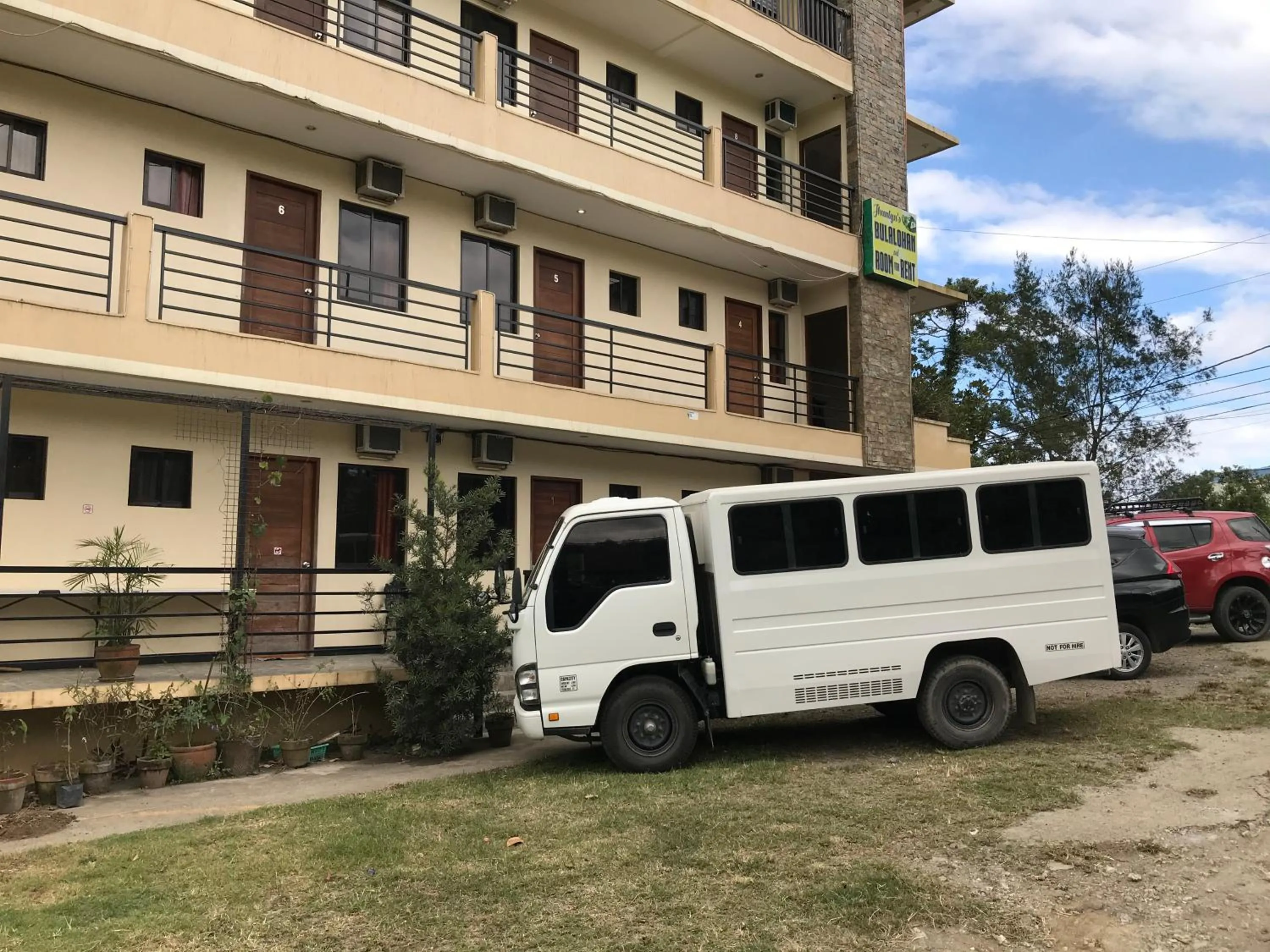 Property building in Jhunlyn Rooms for Rent Tagaytay