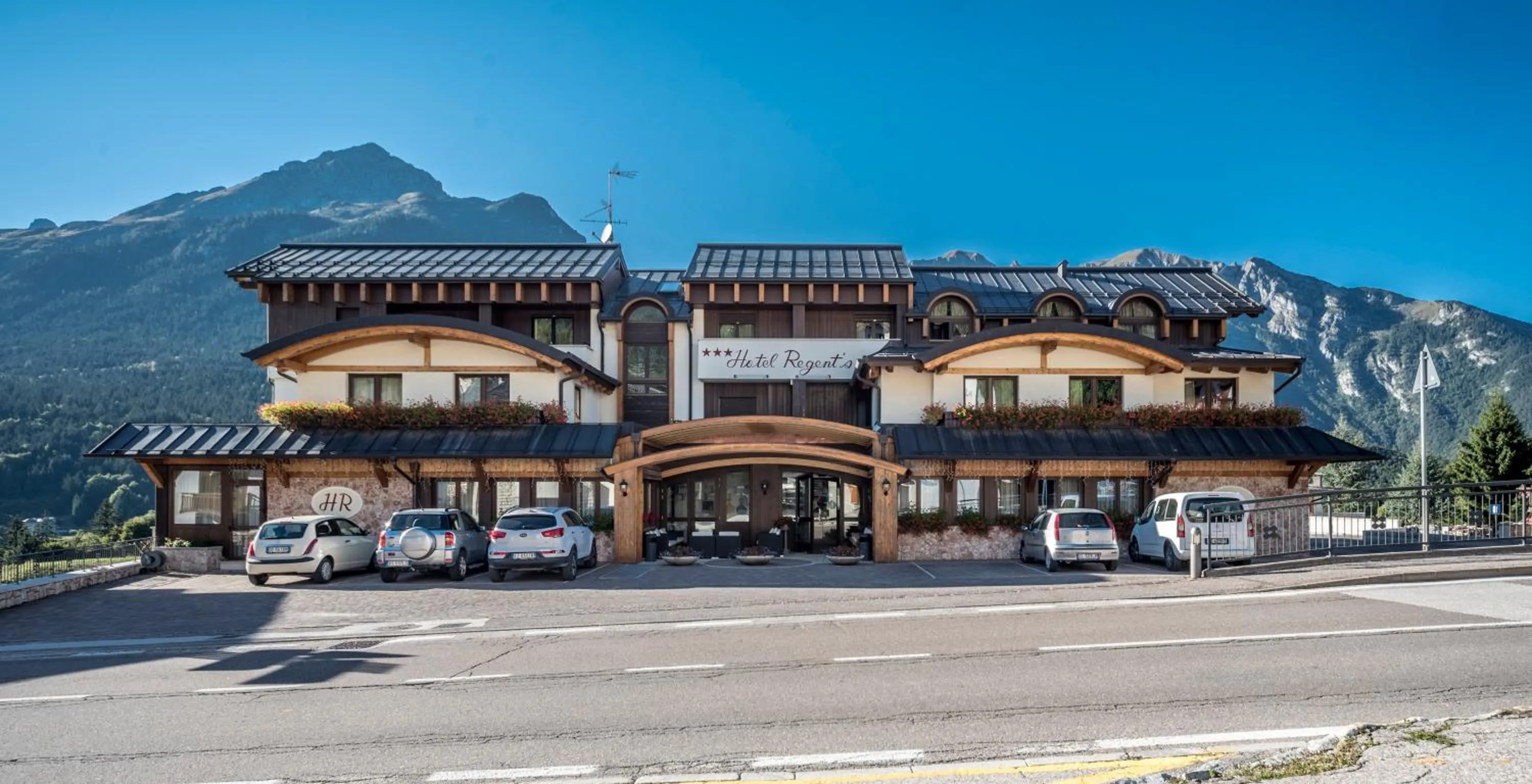 Property building in Hotel Regent's