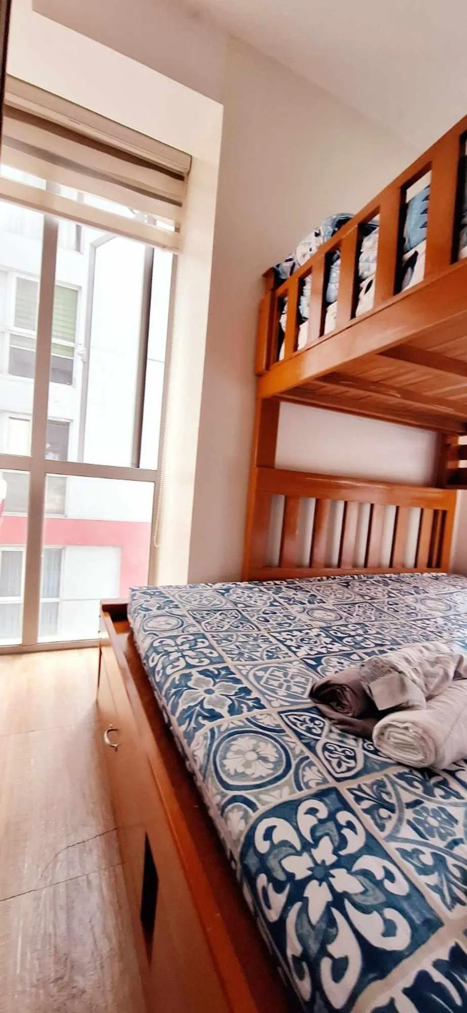 Bed in U607 Sunshine100 Netflix 65InchesTV Wifi Karaoke Swimming Pool