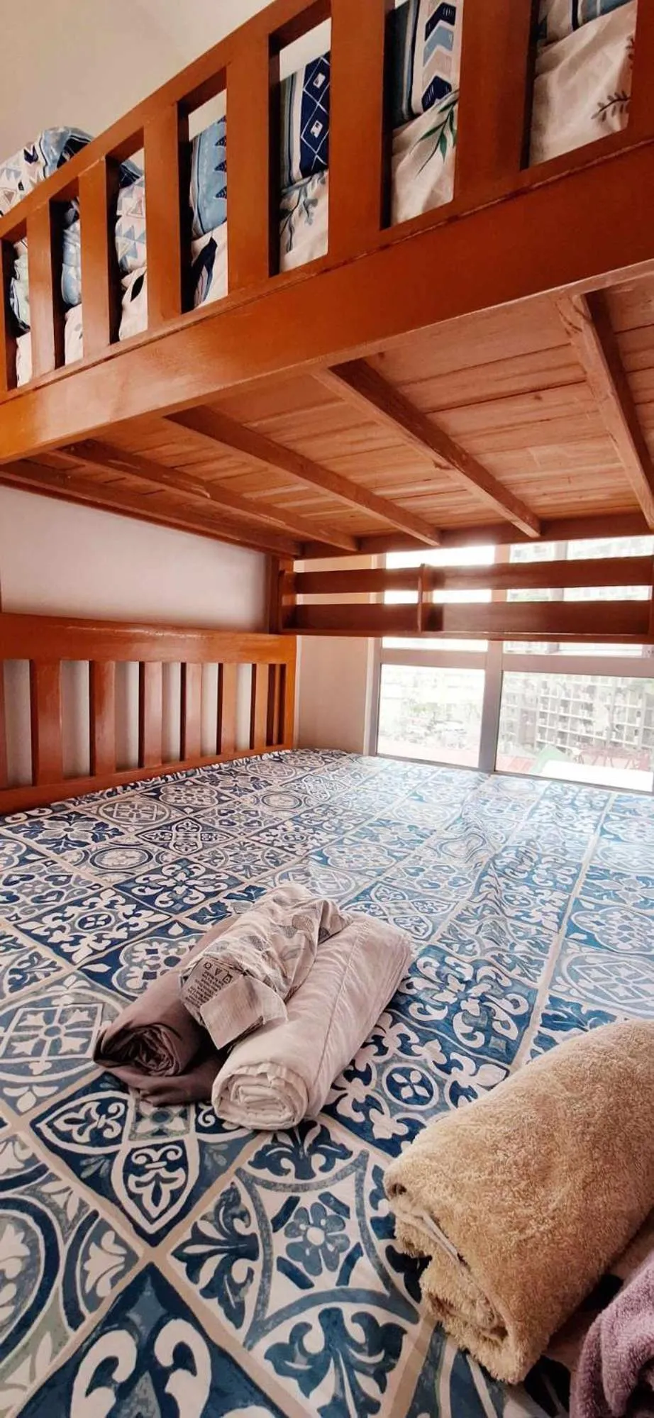 Bed in U607 Sunshine100 Netflix 65InchesTV Wifi Karaoke Swimming Pool