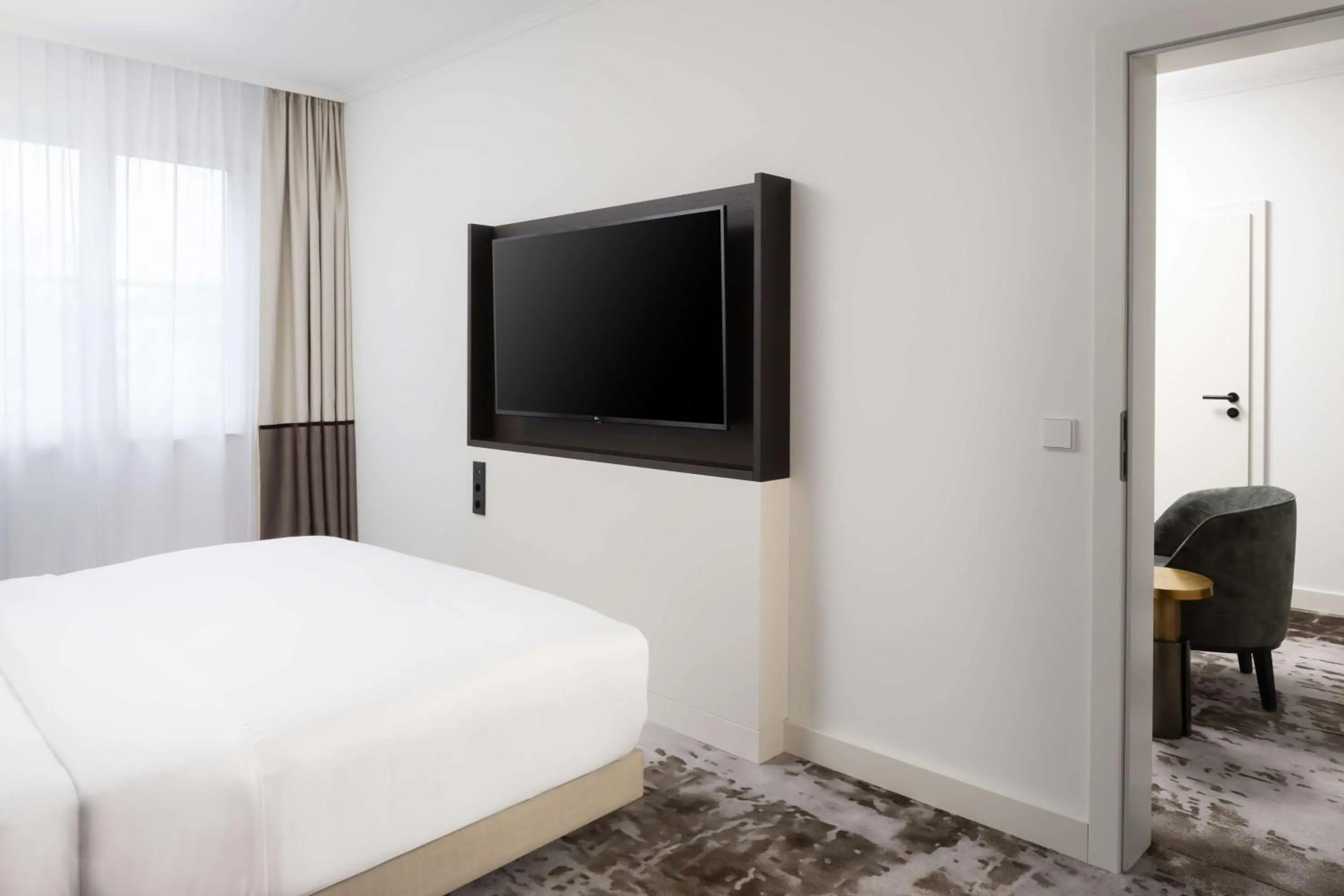 Bed in Crowne Plaza Heidelberg City Centre