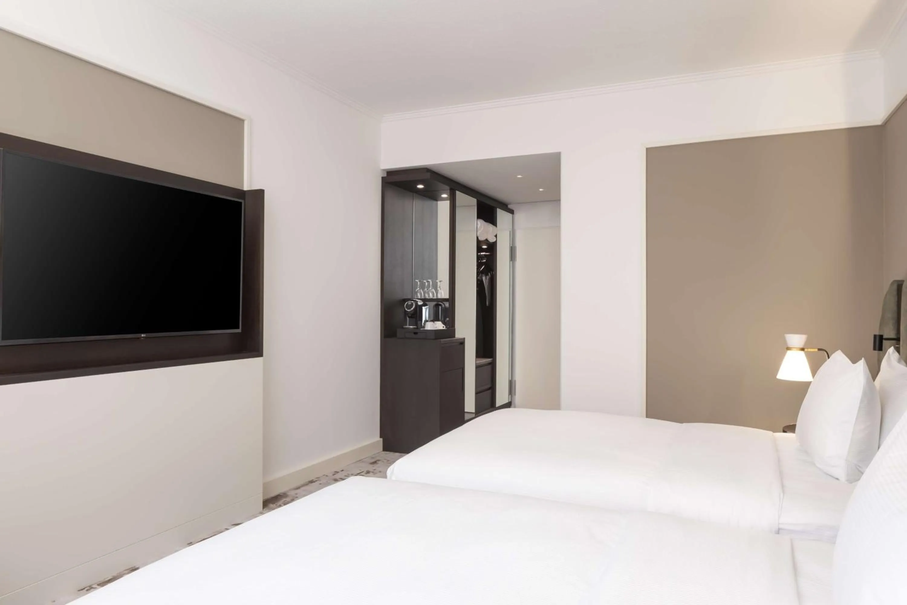 Bed in Crowne Plaza Heidelberg City Centre