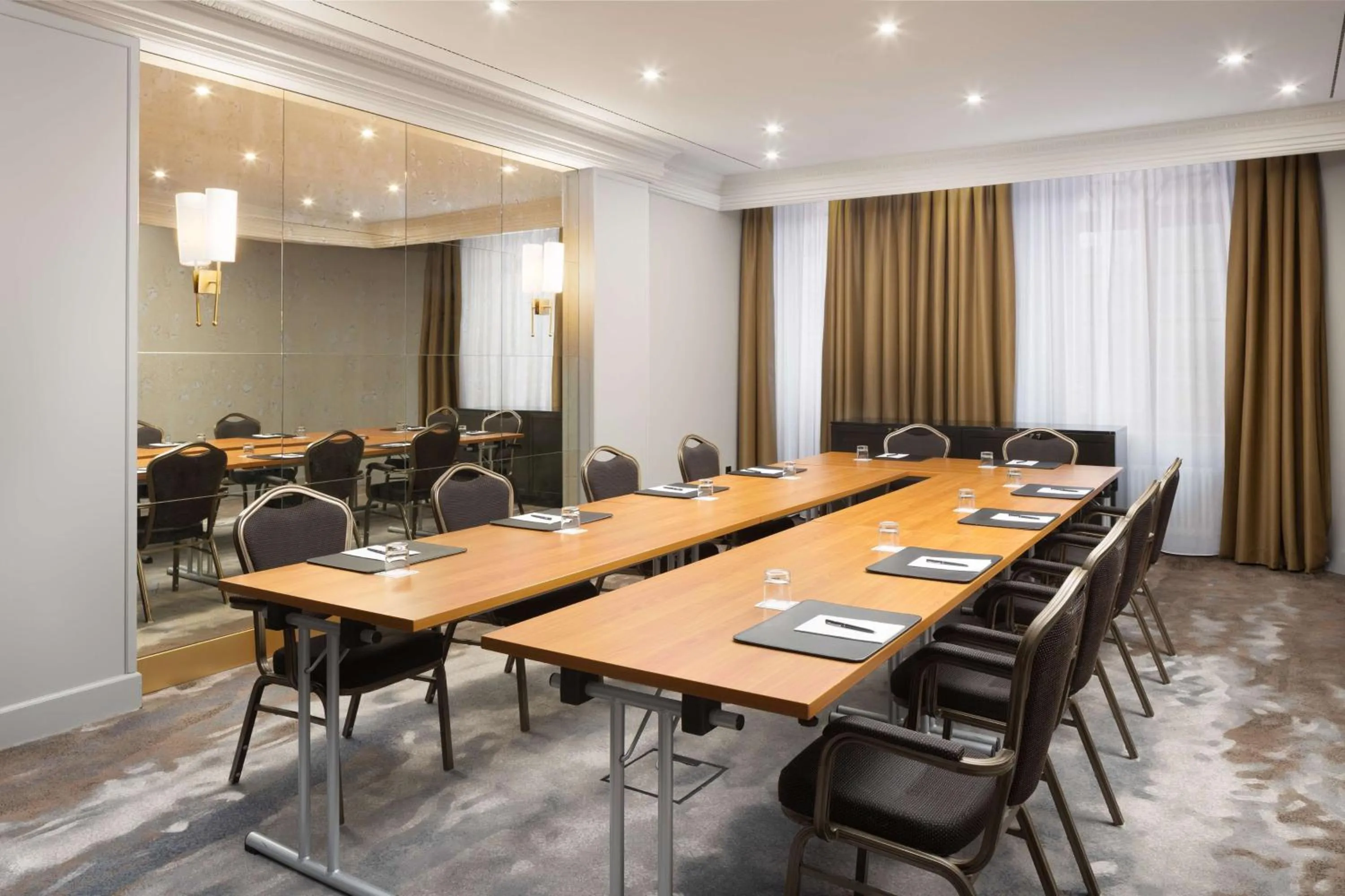 Meeting/conference room in Crowne Plaza Heidelberg City Centre