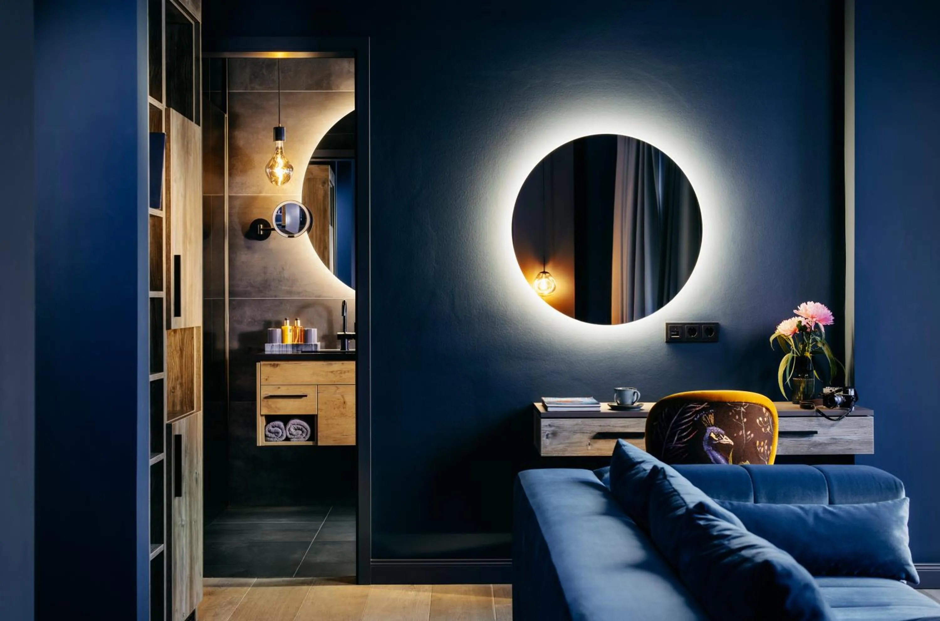 Decorative detail in Hotel Atlantic - Kopf aus, Herz an!