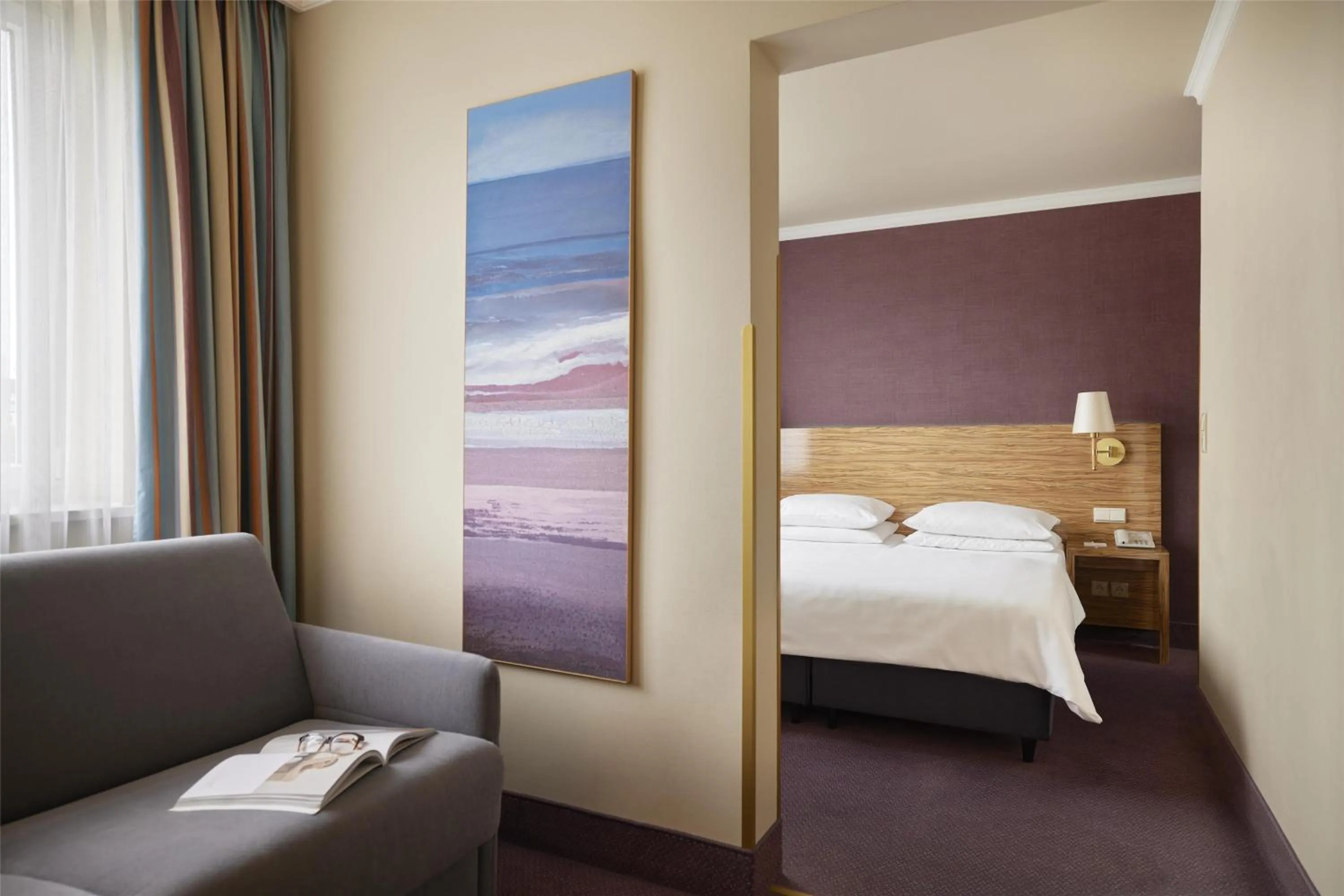 Bedroom, Bed in Best Western Raphael Hotel Altona